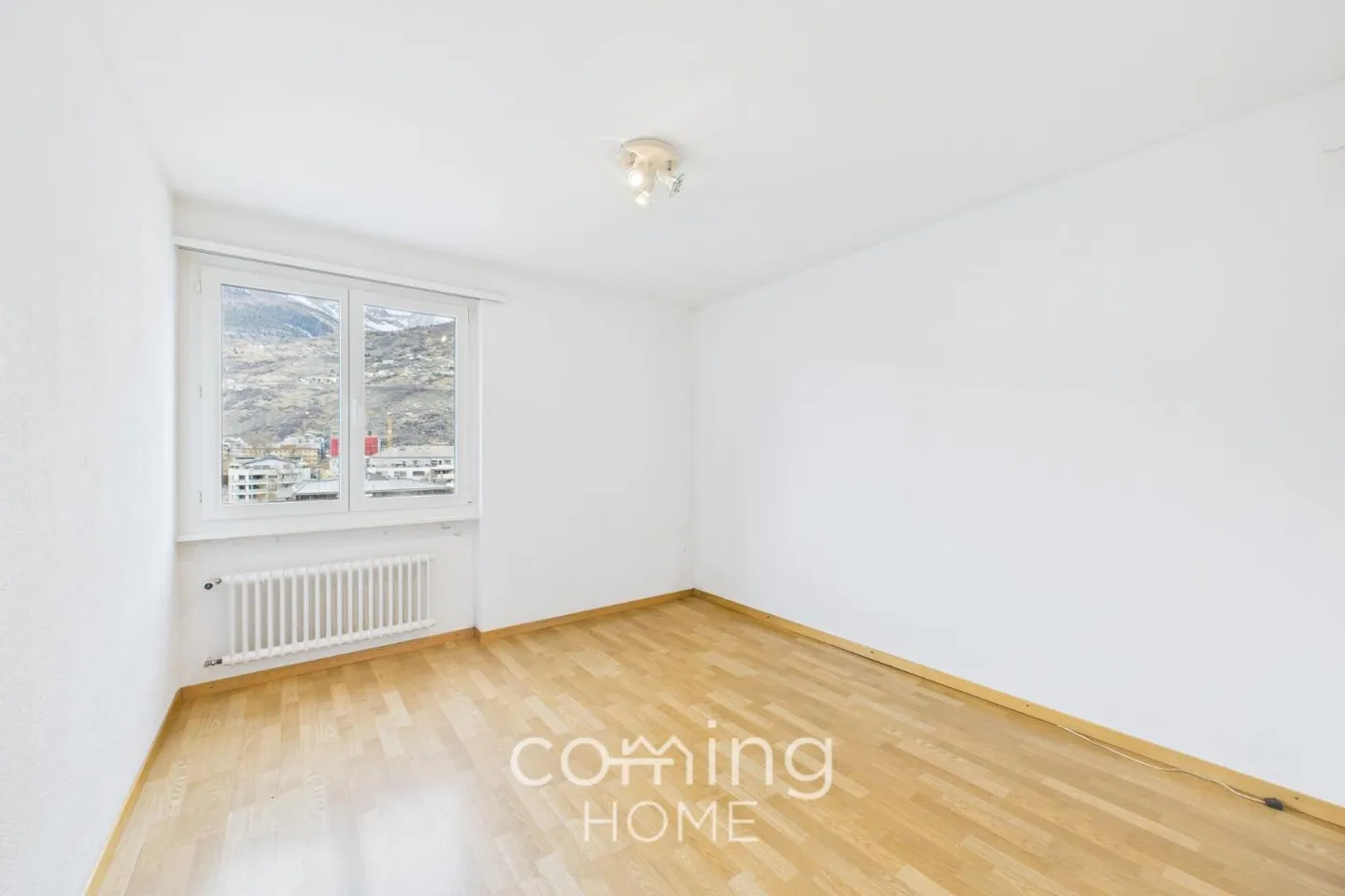 Appartement de location spacieux de 4,5 pièces à Visp - calme, ensoleillé et avec vue sur la montagne - Photo 9 sur 10