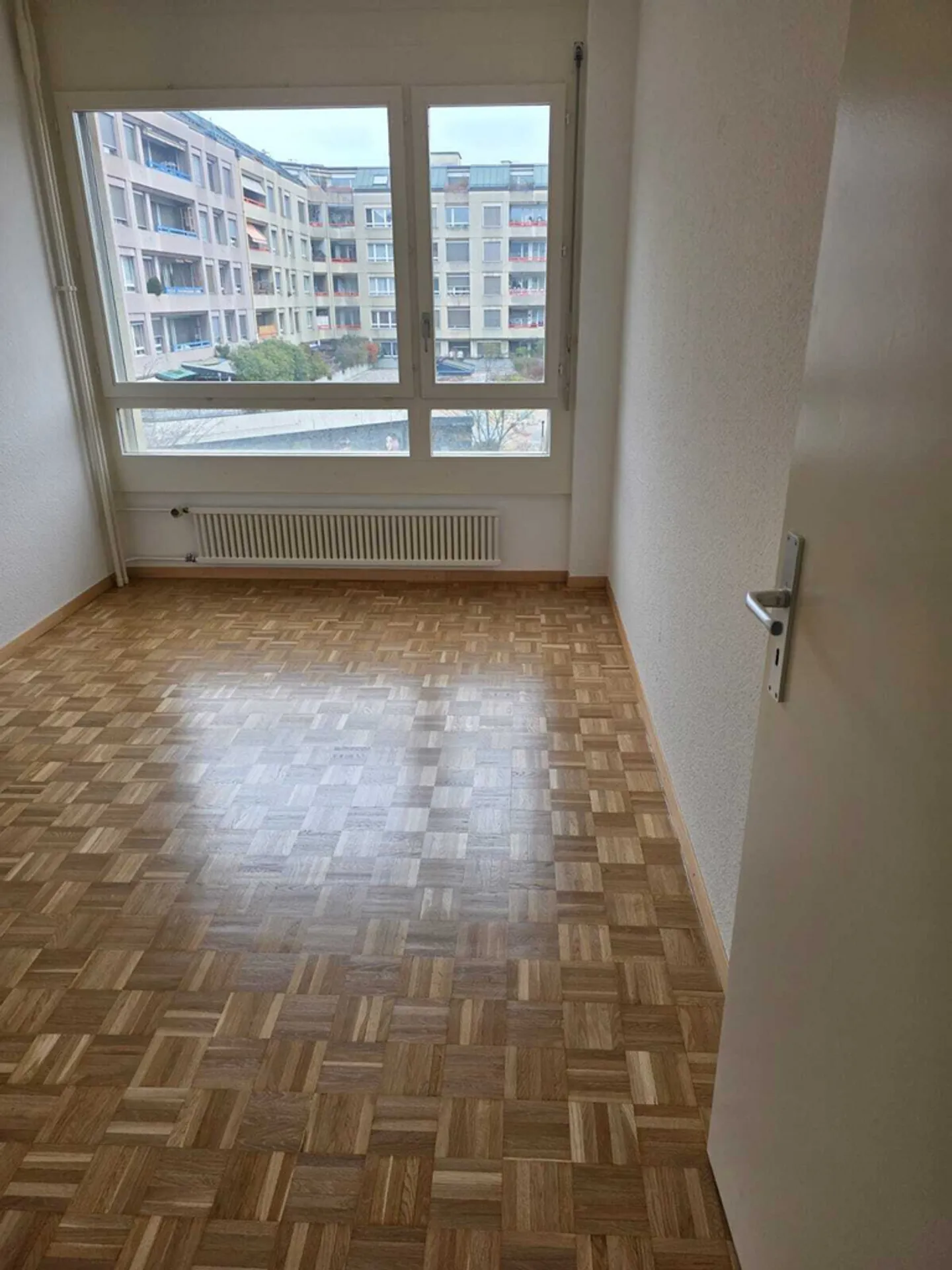 Carouge - 6 Chambres au 3ème Étage - Photo 8 sur 8