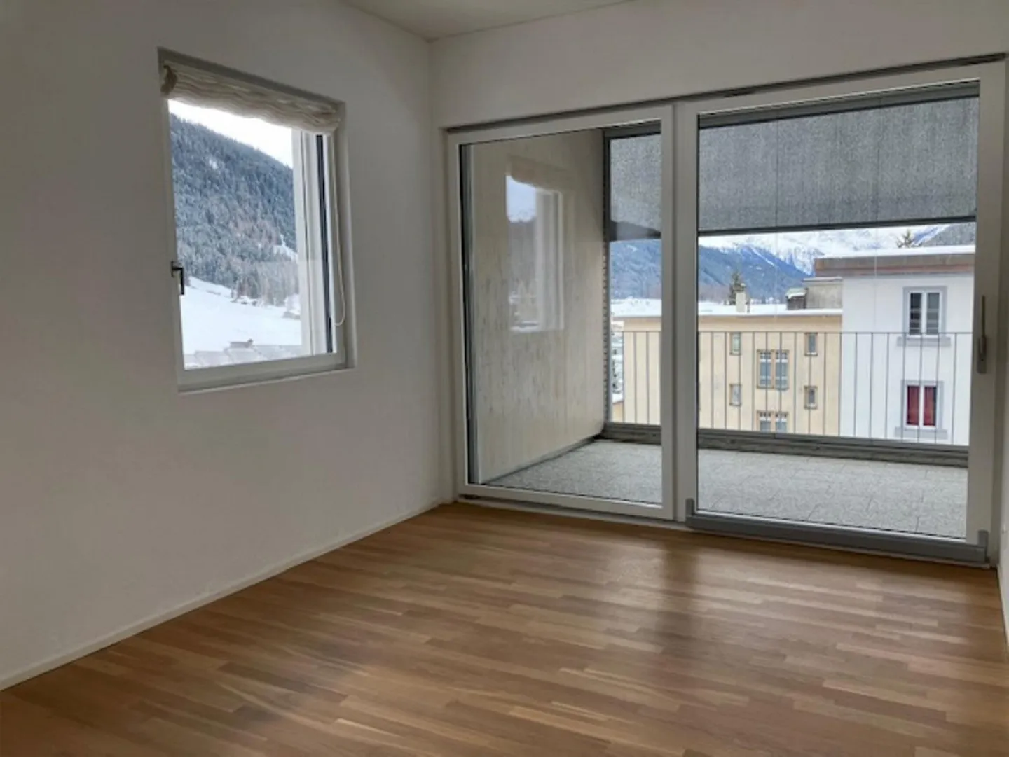 Appartamento moderno e bello di 4,5 stanze in una posizione soleggiata e centrale - Foto 6 di 10