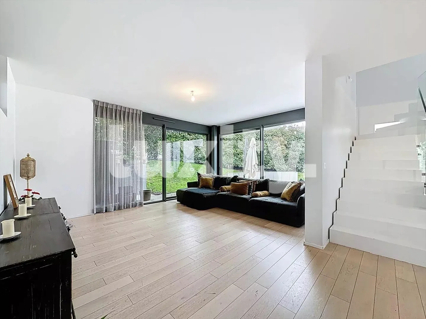 Modern House in Anières - Photo 5 of 5