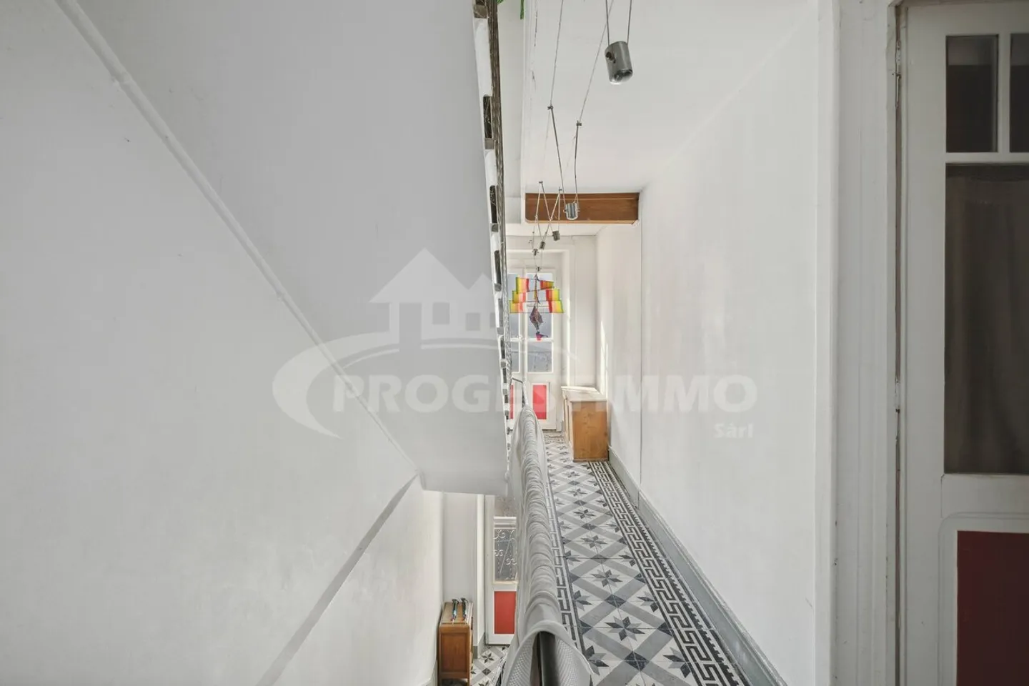 INUSUEL - GRANDE MAISON À RÉNOVER - Photo 5 sur 10