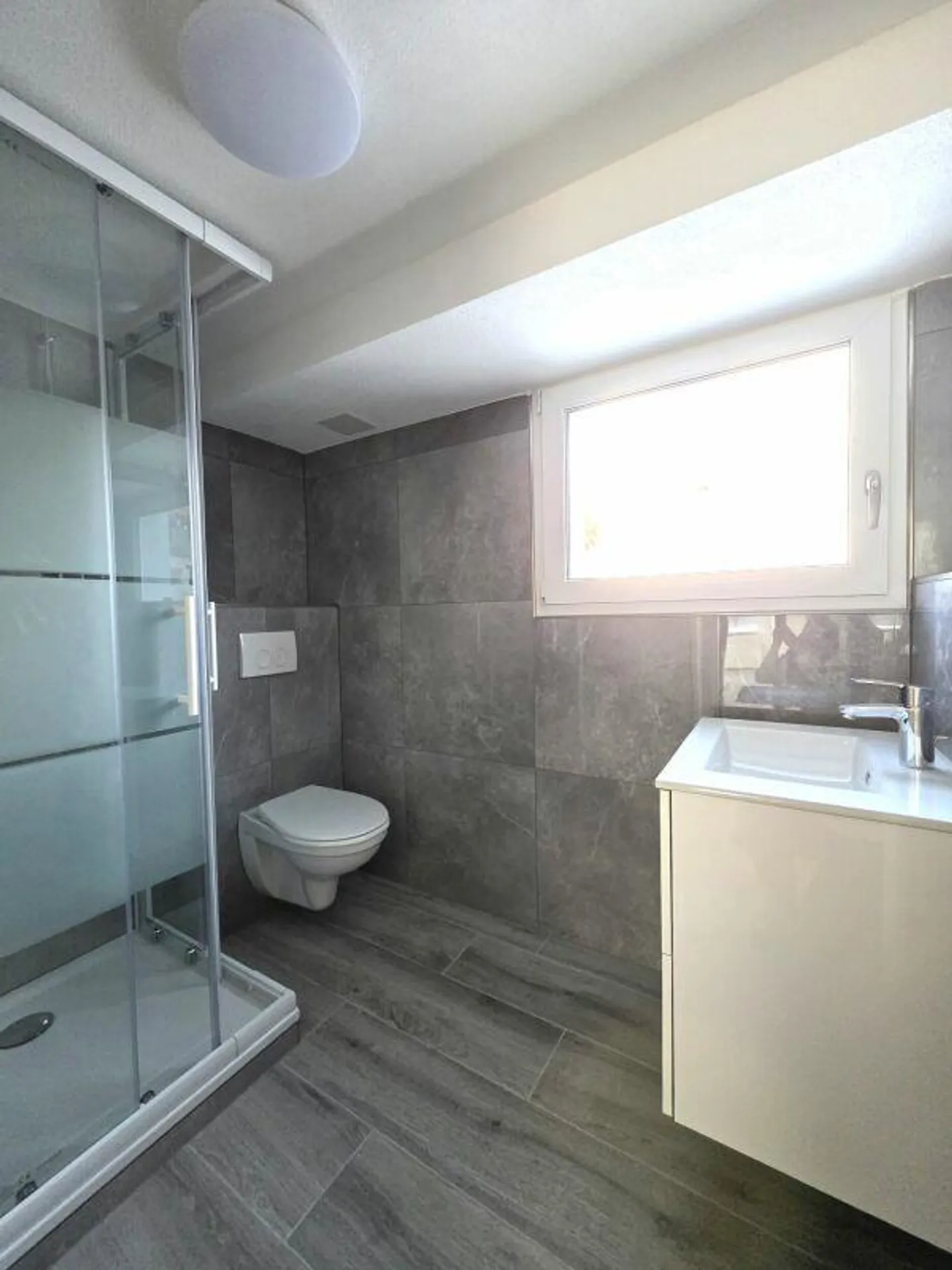 4-room terraced house with a separate apartment - Photo 12 of 24