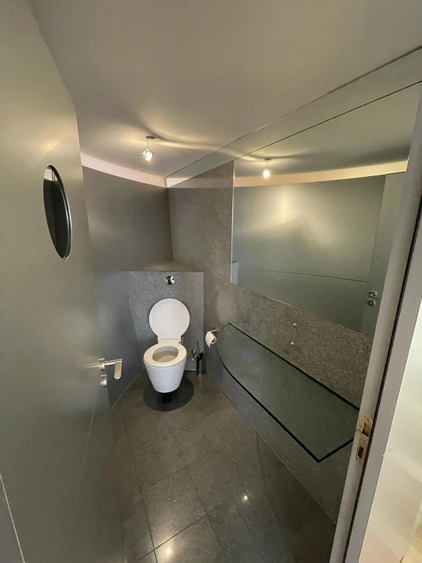 Moderne Büroräume - Foto 11 von 11