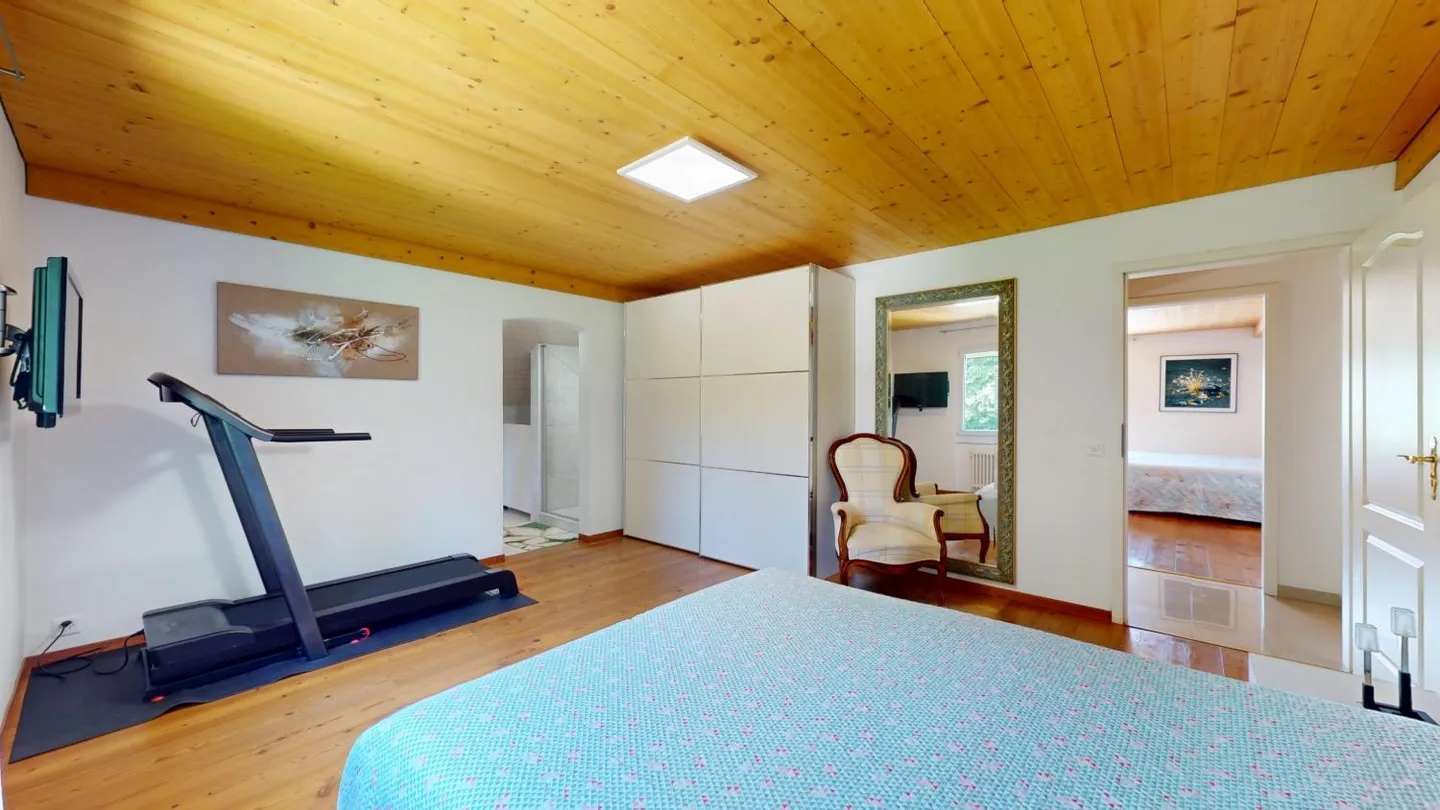 Eine seltene Villa auf dem Land, mit Platz für große Ideen - Foto 13 von 19