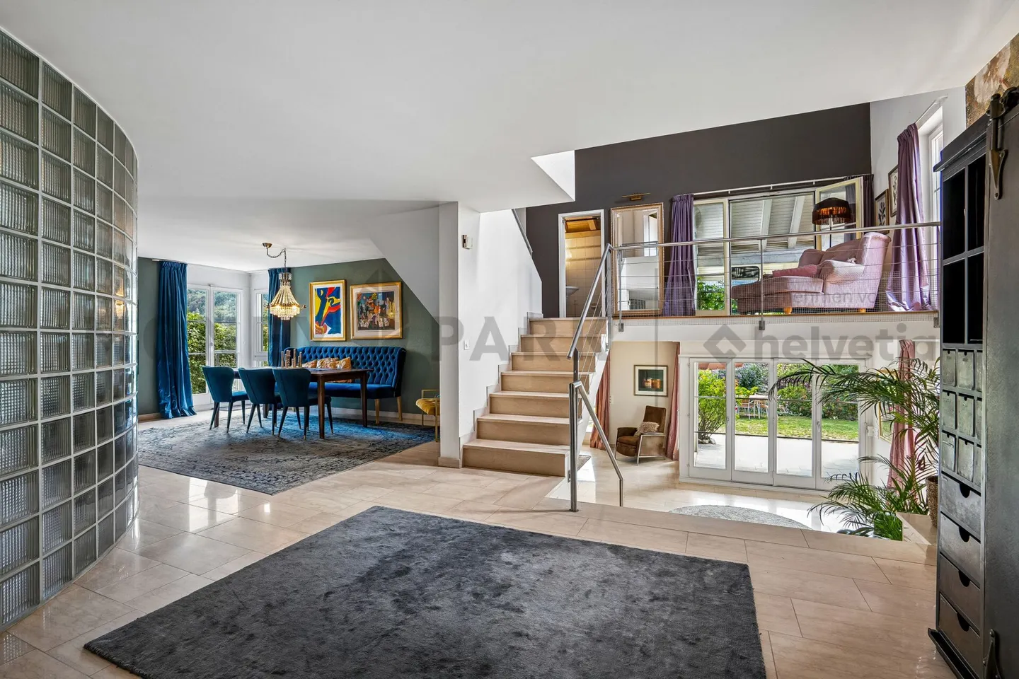 Moderne Familienhaus mit Aussicht - Foto 2 von 16