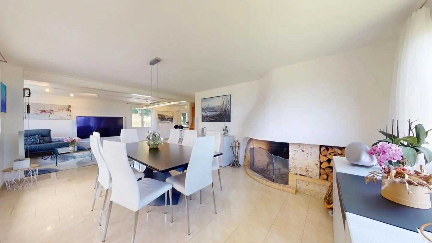 Eine seltene Villa auf dem Land, mit Platz für große Ideen - Foto 9 von 19