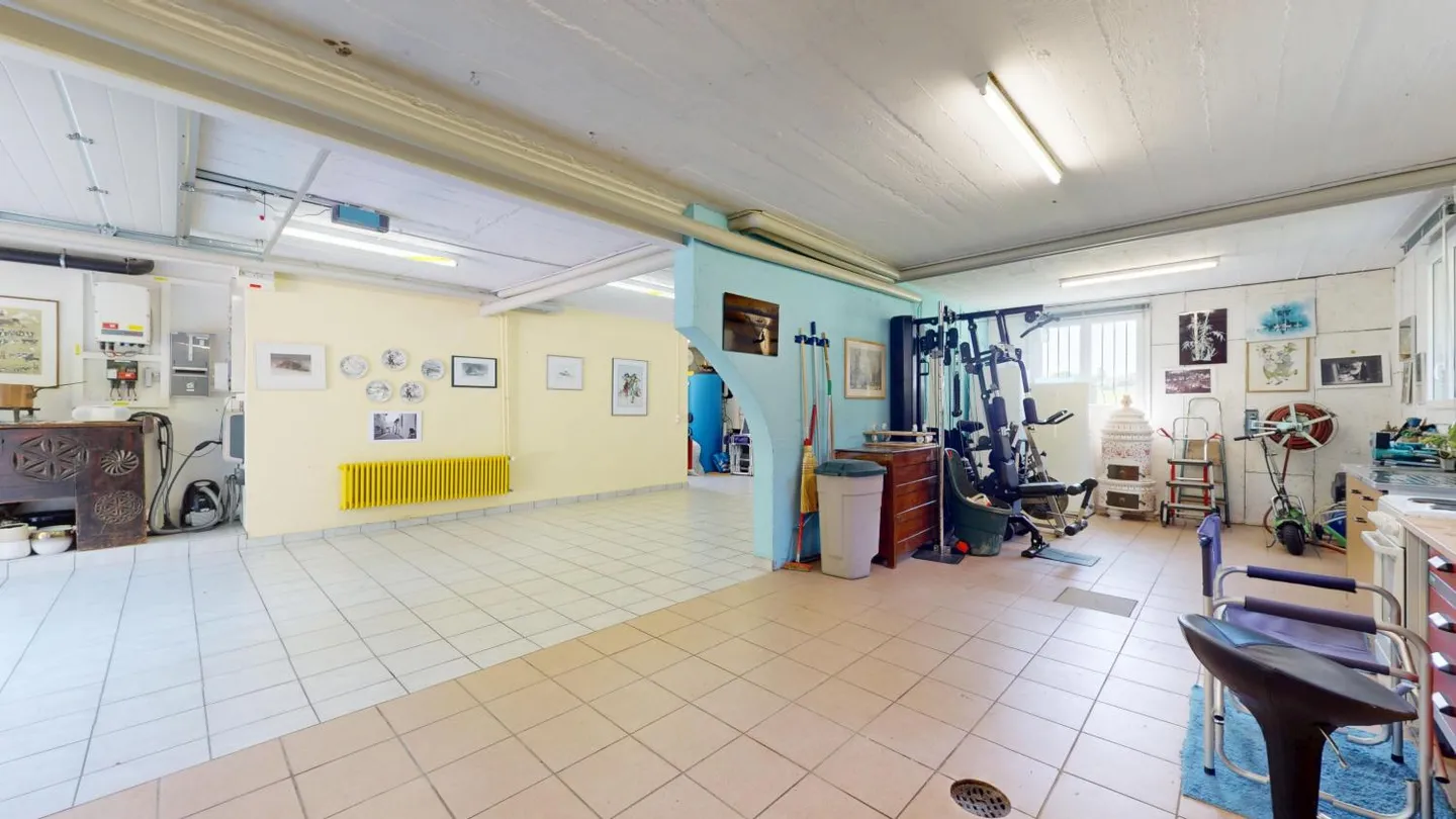 Eine seltene Villa auf dem Land, mit Platz für große Ideen - Foto 19 von 19