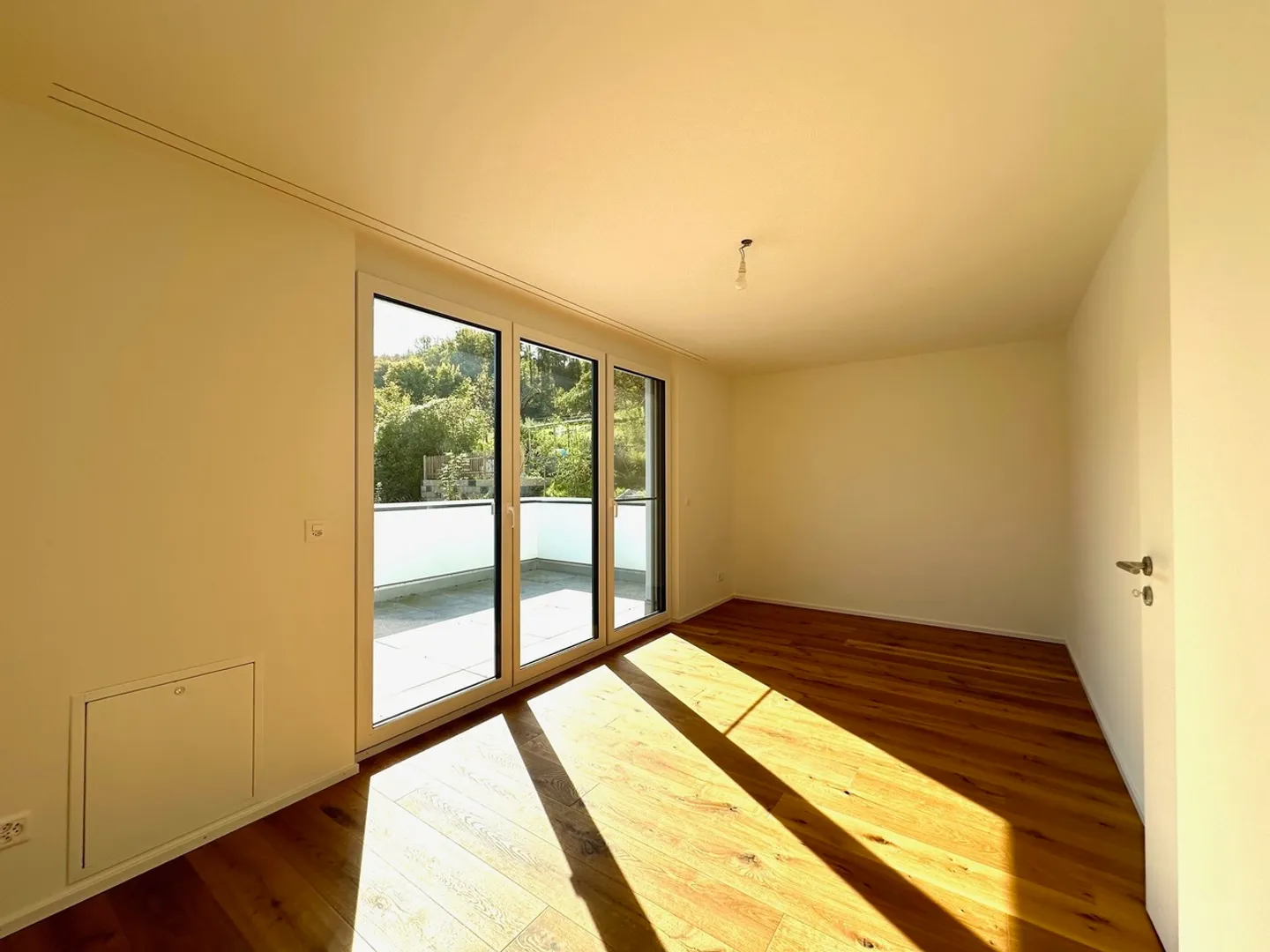 Modern family house with a separate apartment in a quiet location with a view - Photo 14 of 20