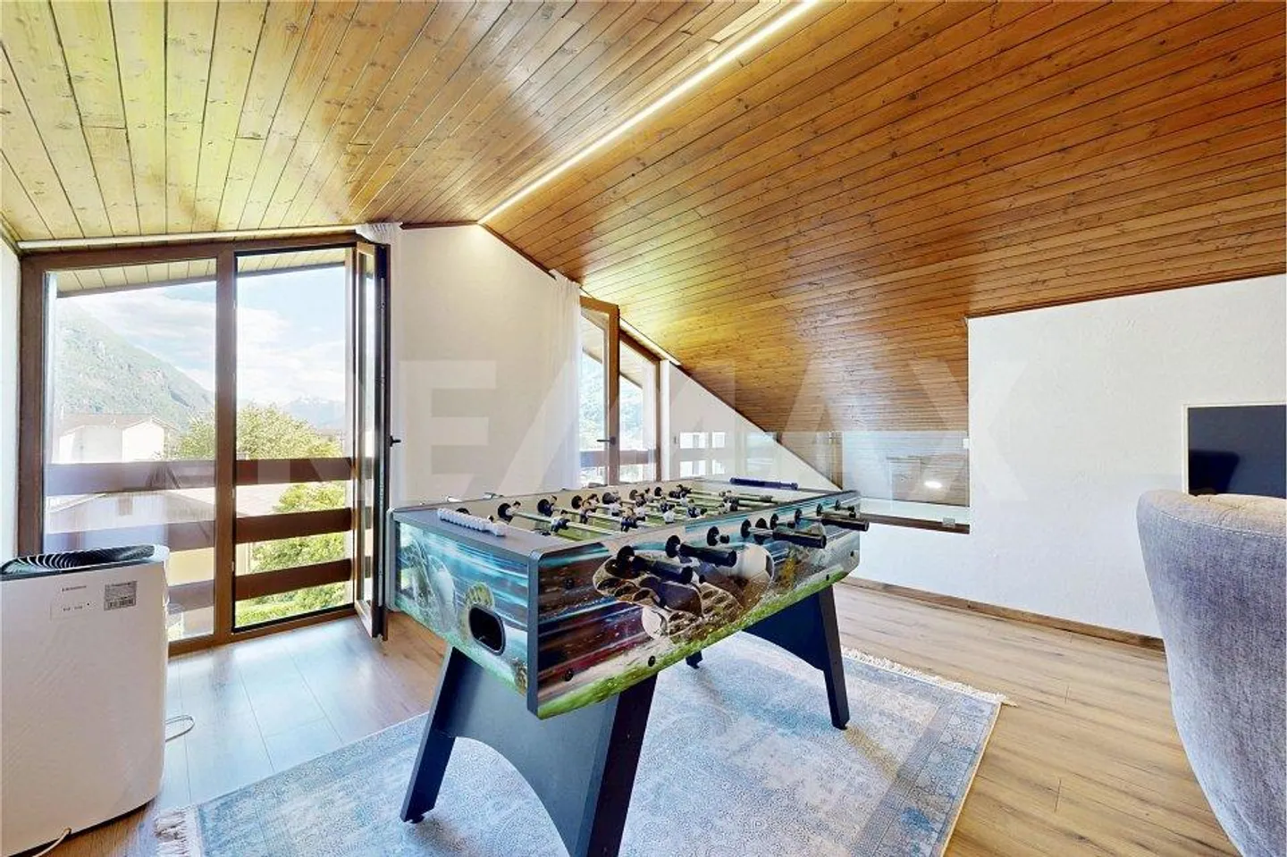 Ideales Haus zum Wohnen oder Investieren - Foto 10 von 13