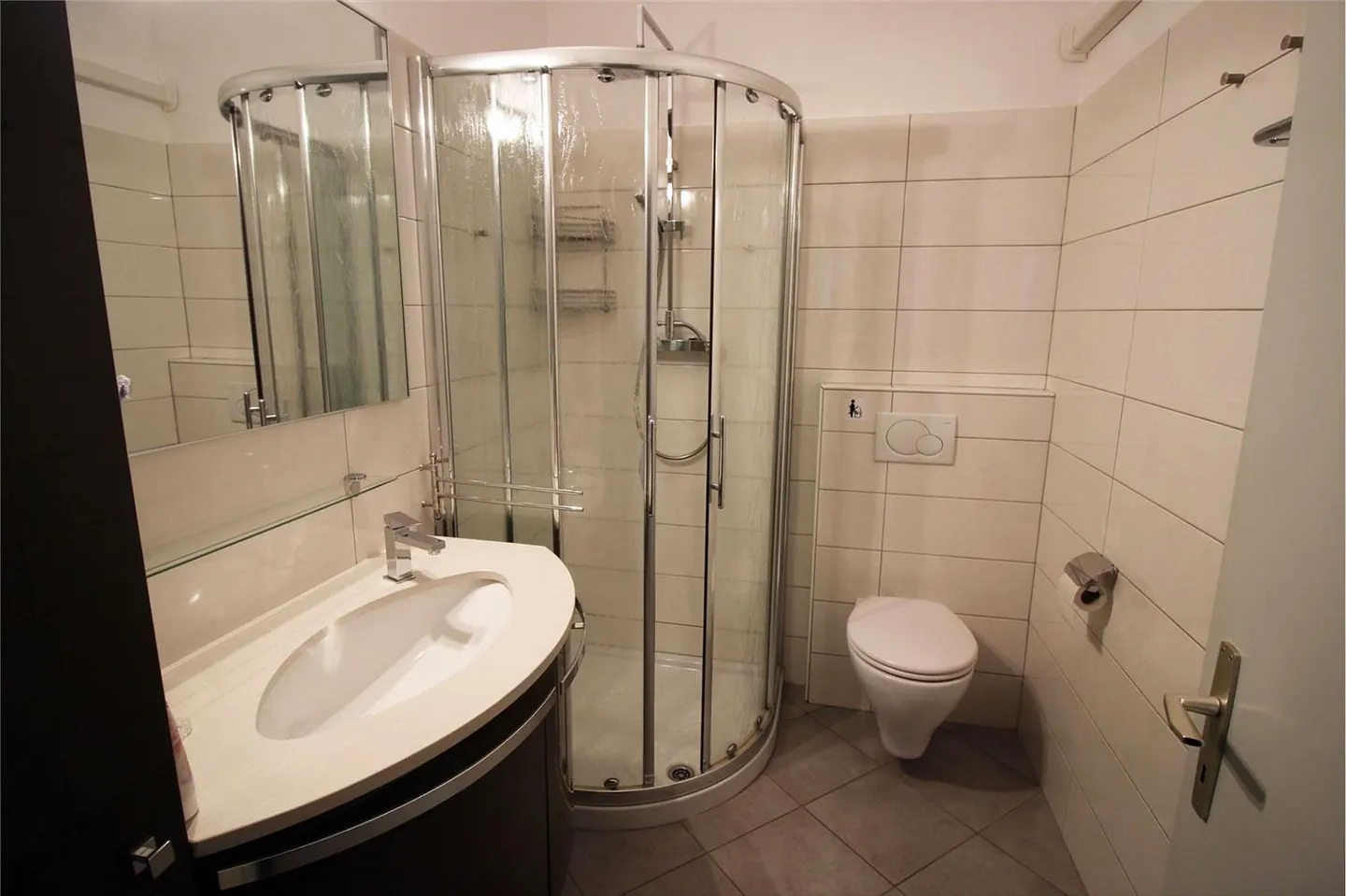 Dachgeschoss 7 Zimmer - Foto 4 von 13