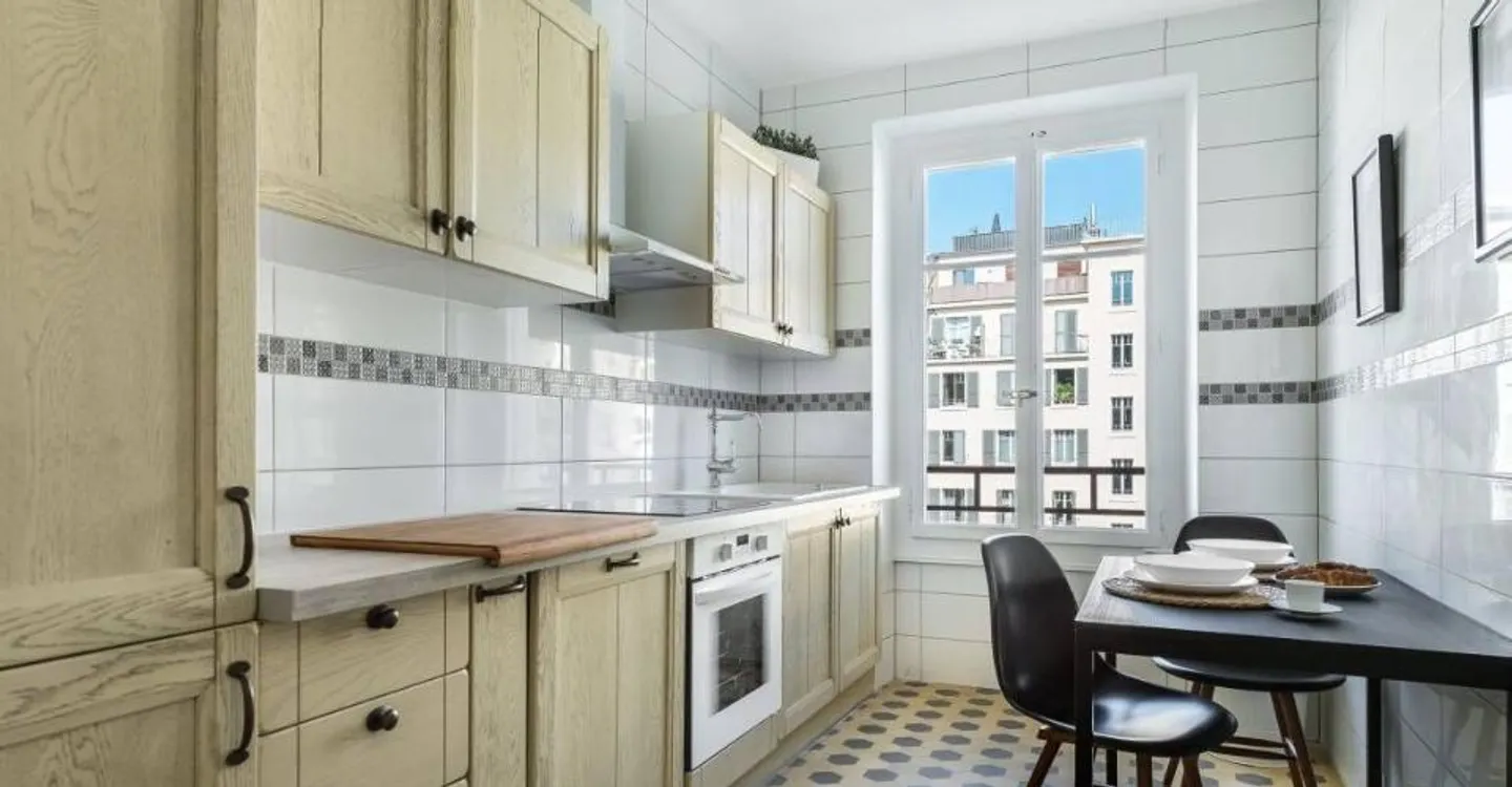 Incantevole appartamento con una camera da letto e balcone nel vivace Charmilles, Ginevra - Foto 4 di 7
