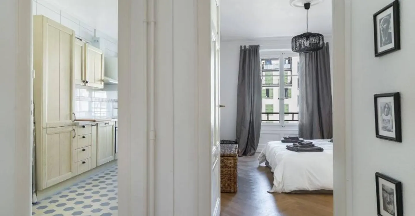 Incantevole appartamento con una camera da letto e balcone nel vivace Charmilles, Ginevra - Foto 6 di 7
