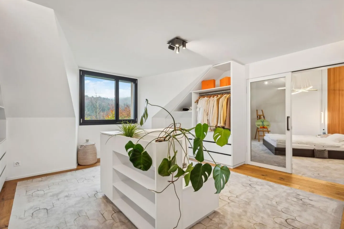 Proprietà eccezionale in un quartiere tranquillo e residenziale - Foto 9 di 13