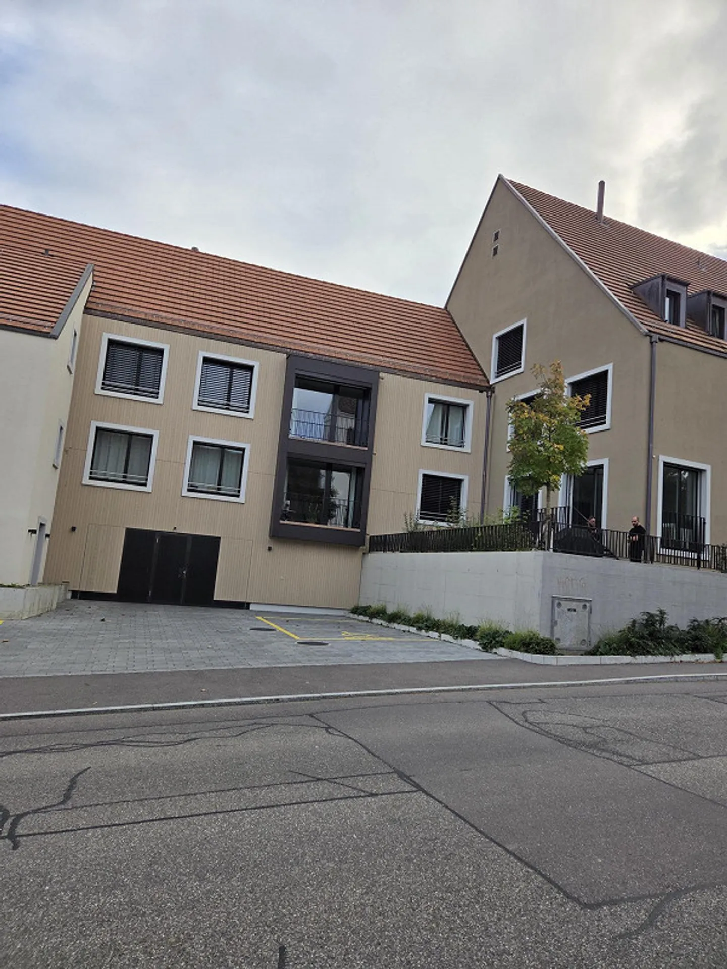 Modernes Apartment in Pfeffingen - Foto 2 von 2