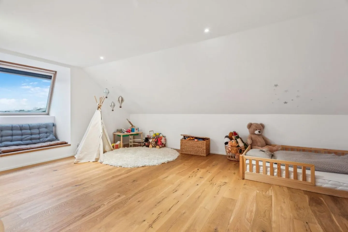 Proprietà eccezionale in un quartiere tranquillo e residenziale - Foto 10 di 13