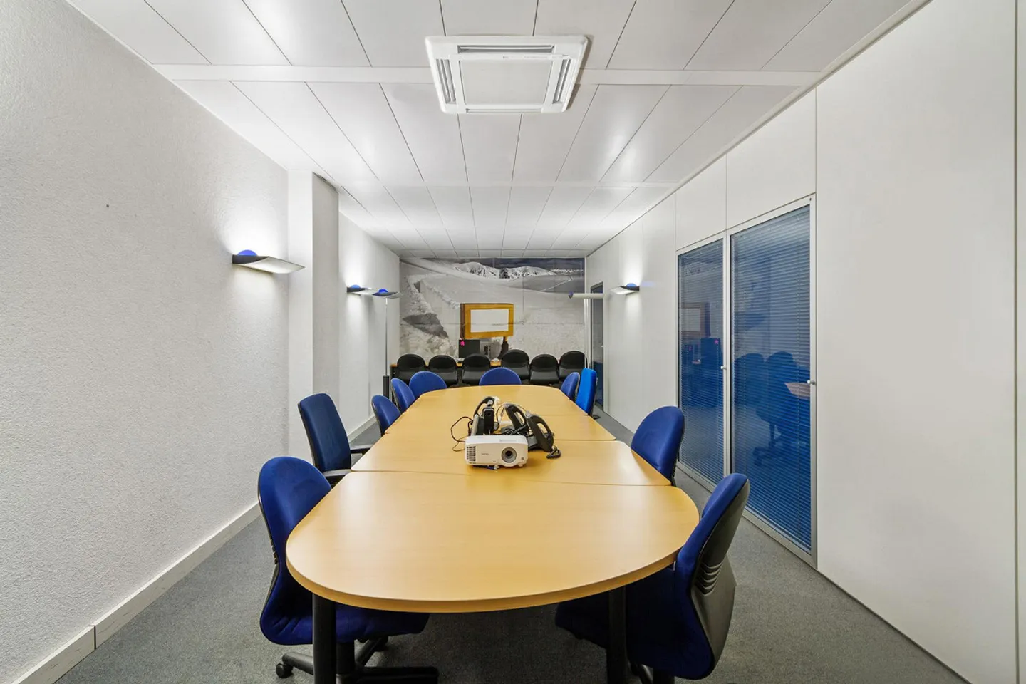 Bureaux modernes près de la gare de Glattbrugg - Photo 4 sur 13