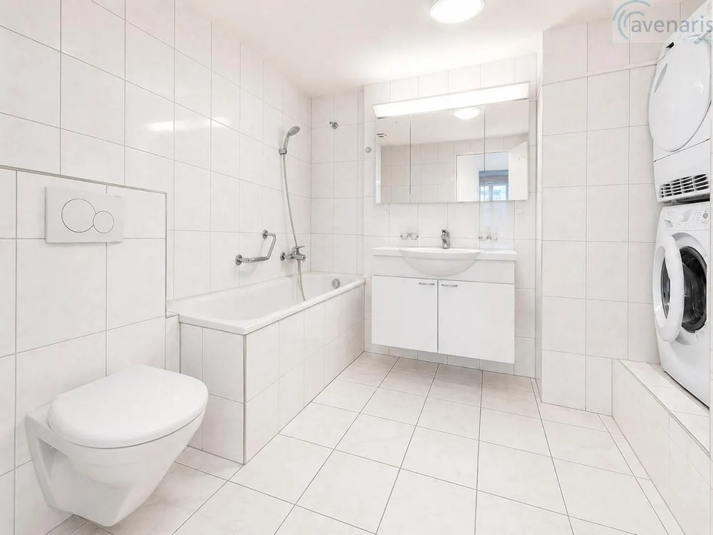 Appartement bien entretenu avec vue imprenable et grand confort de vie - Photo 8 sur 12