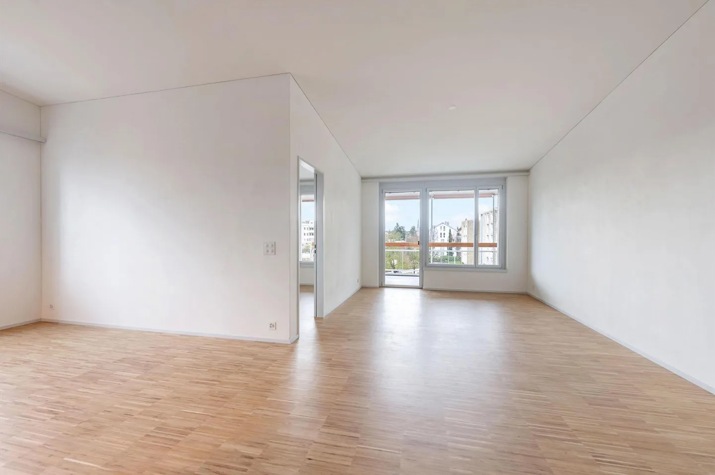 Modernes 4.5-Zimmer-Apartment - Foto 3 von 10