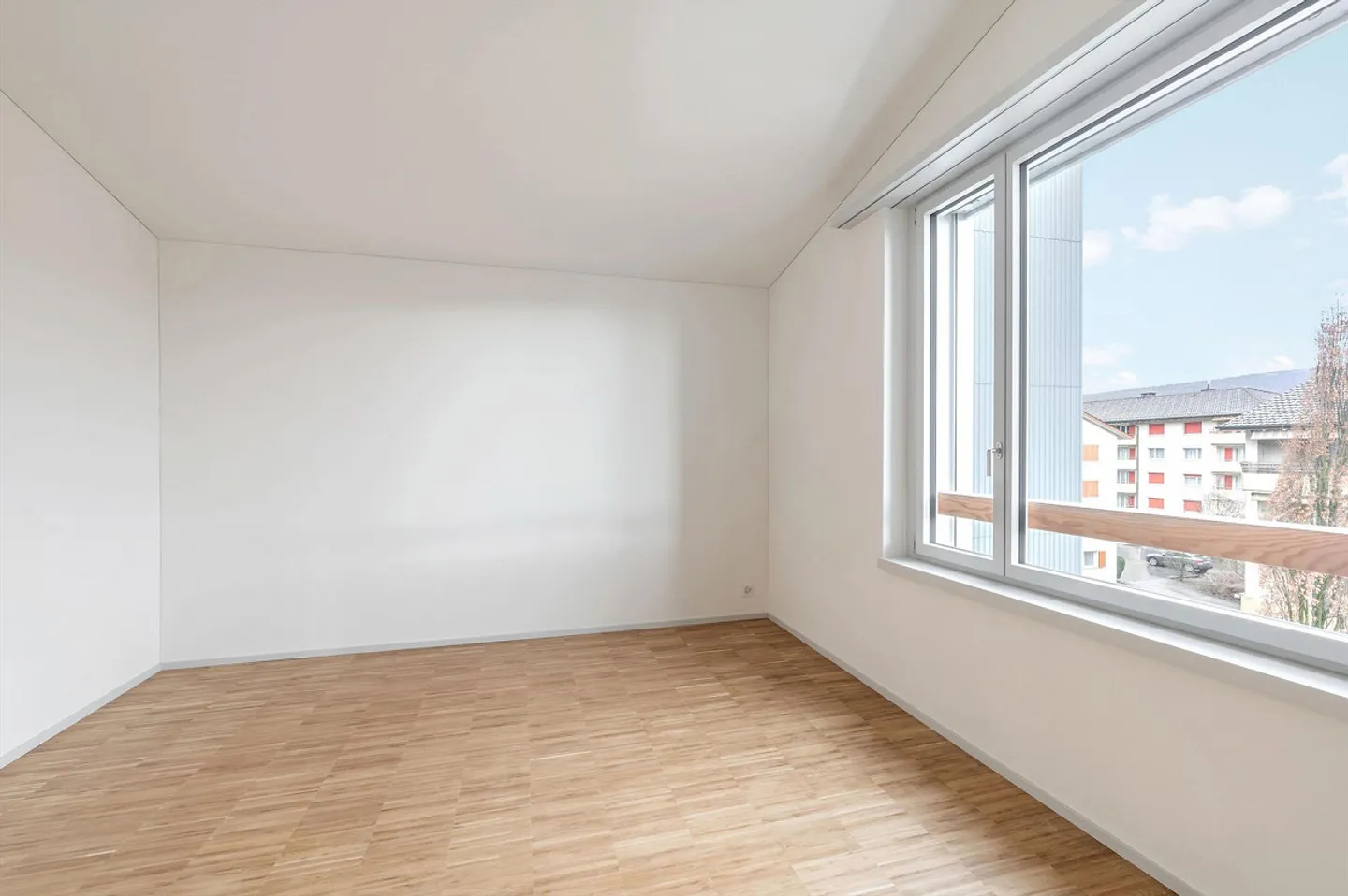 Modernes 4.5-Zimmer-Apartment - Foto 4 von 10