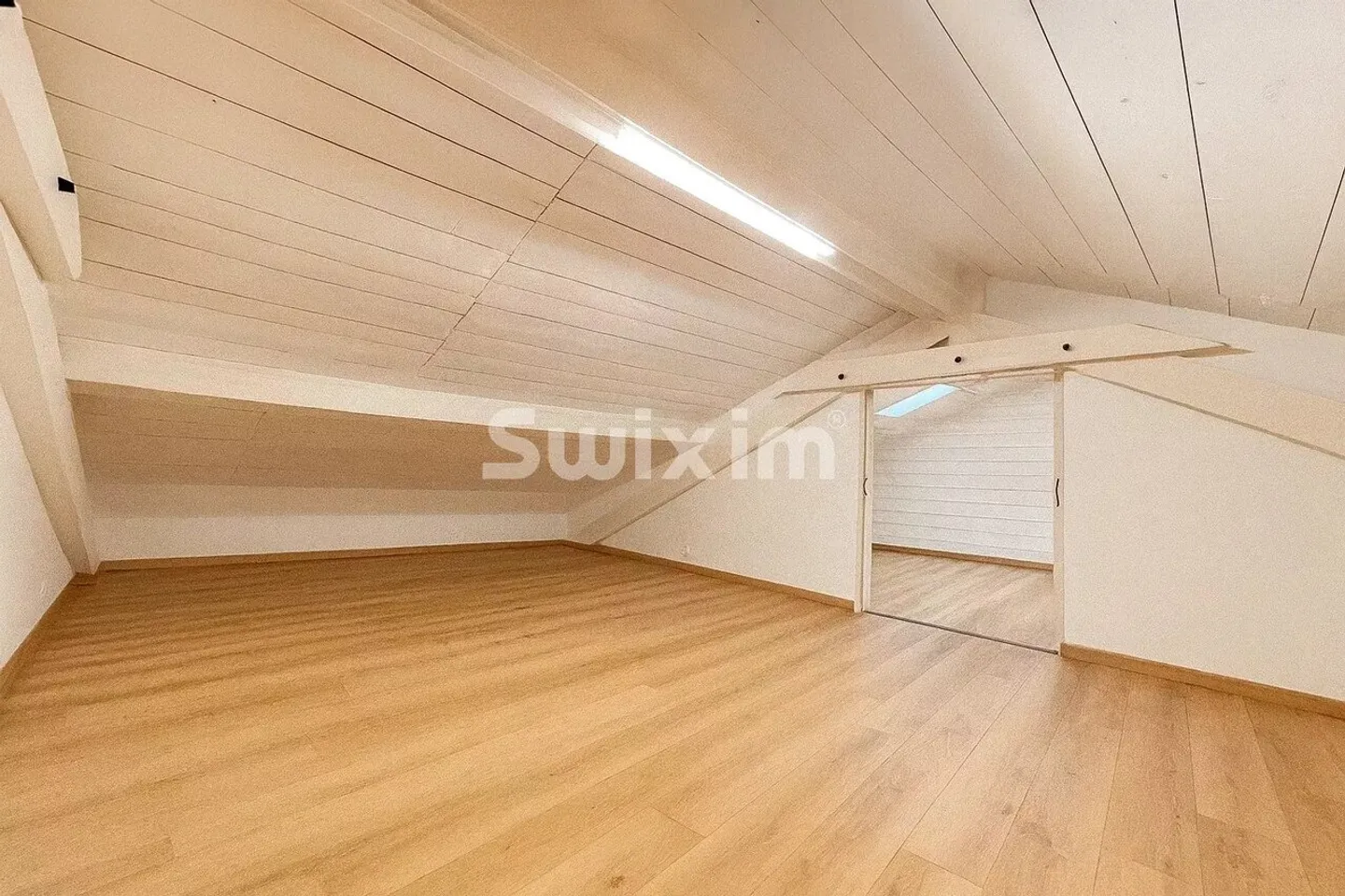 Modernes Apartment mit Solarpanelen - Foto 5 von 6