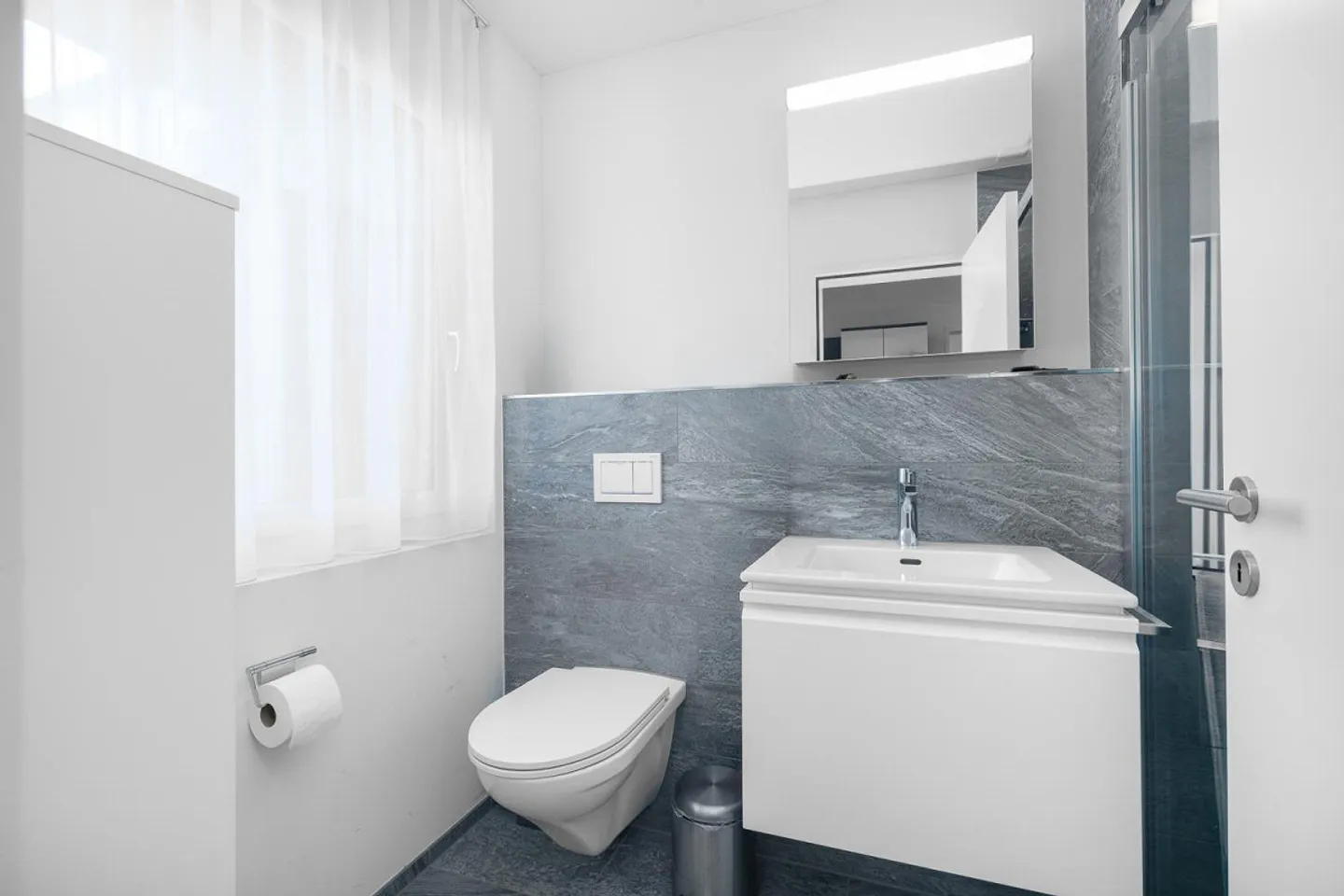 Appartement en Attique Moderne dans la Ville de Zurich - Photo 6 sur 8