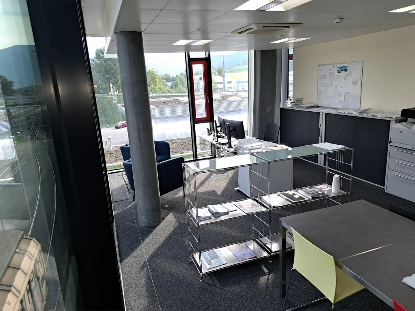 Modern Offices near Gebr. Kuoni Transport AG - Photo 4 of 8