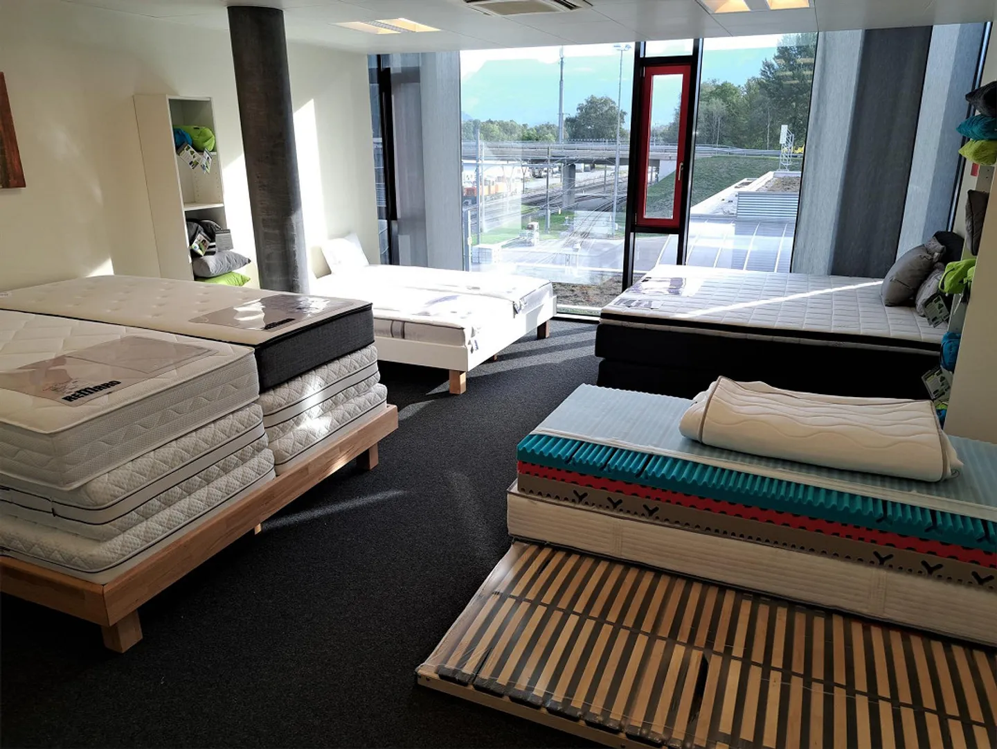 Modern Offices near Gebr. Kuoni Transport AG - Photo 5 of 8