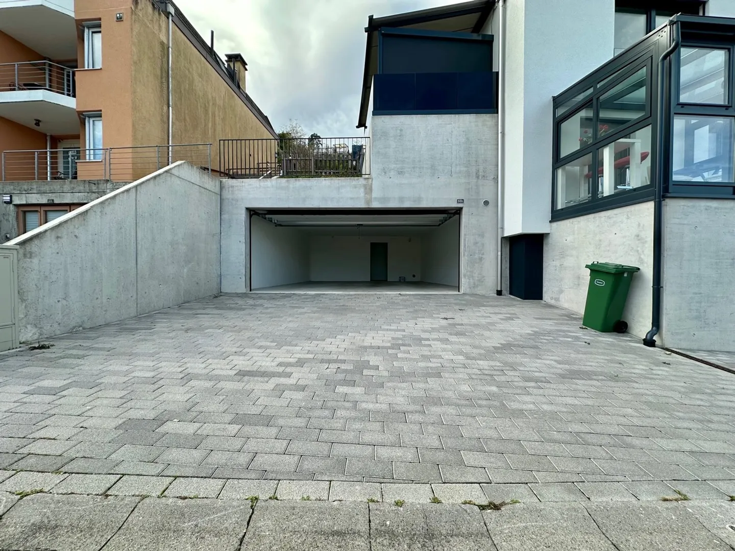 Modern family house with a separate apartment in a quiet location with a view - Photo 20 of 20