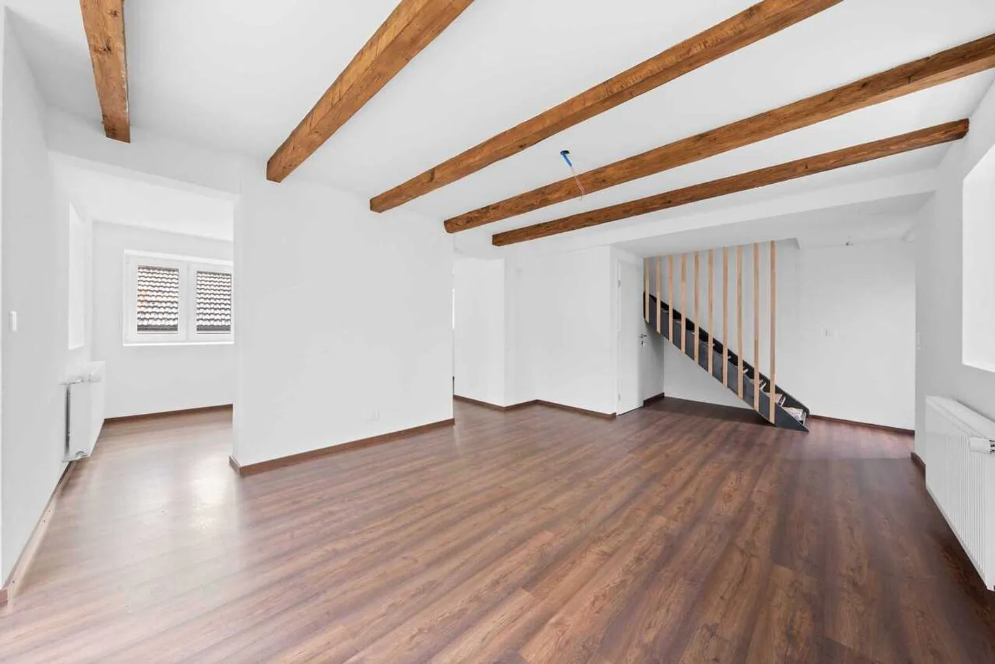 Casa bifamiliare ristrutturata di 4,5 locali, Welschenrohr - Foto 3 di 13