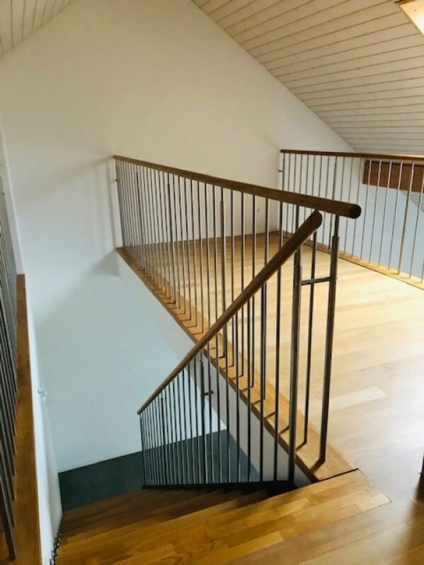 Appartement de 4.5 pièces de 156m2 avec galerie, comme neuf et spacieux - Photo 13 sur 21