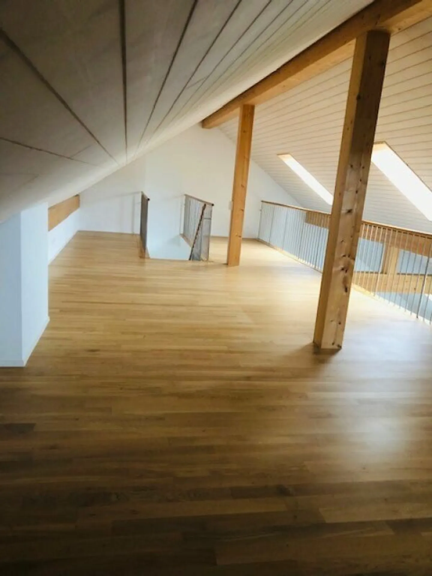 Appartement de 4.5 pièces de 156m2 avec galerie, comme neuf et spacieux - Photo 7 sur 21