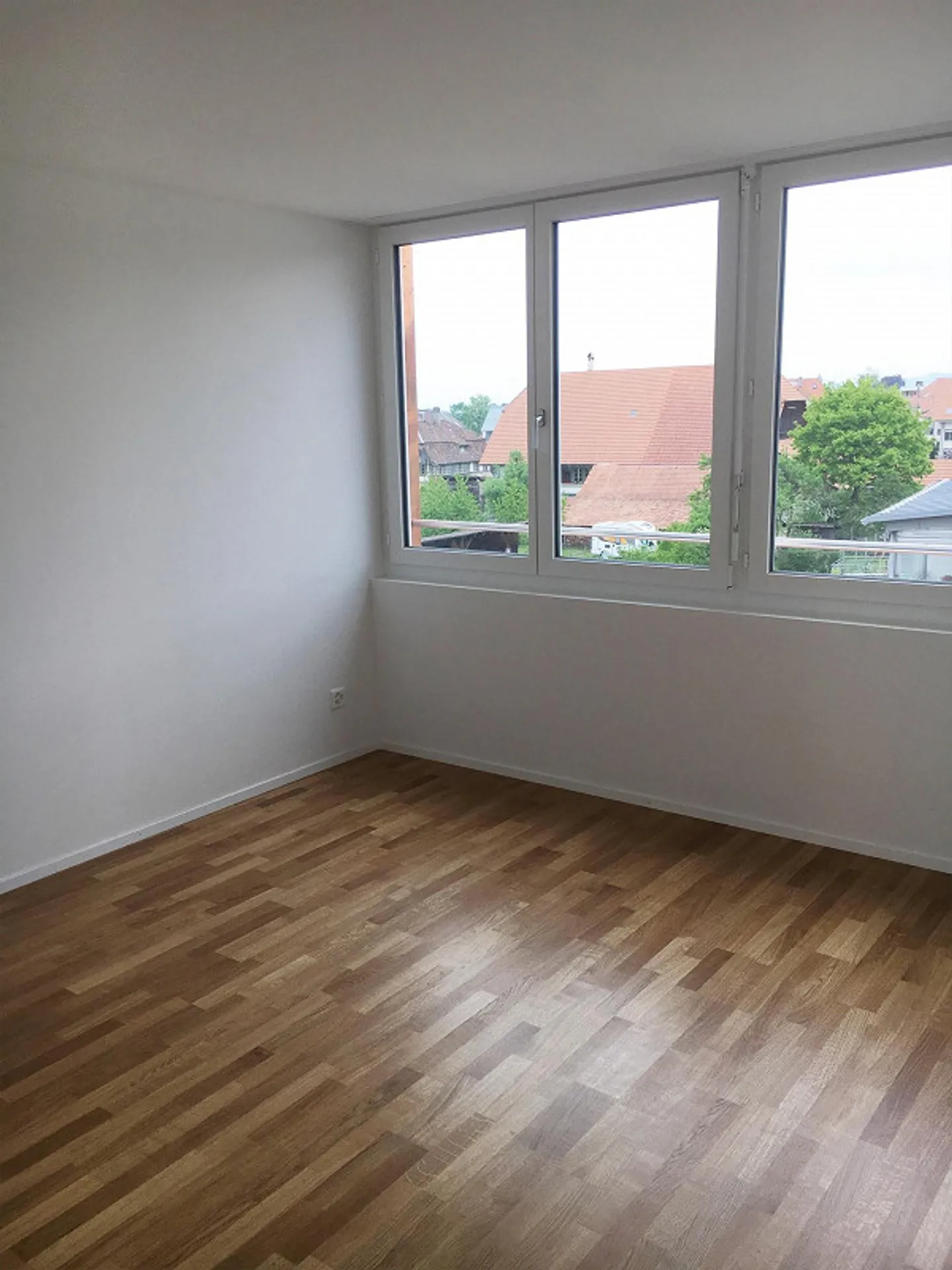 Helle 2-Zimmerdachwohnung mit wunderschöner Weitsicht - Foto 8 von 19