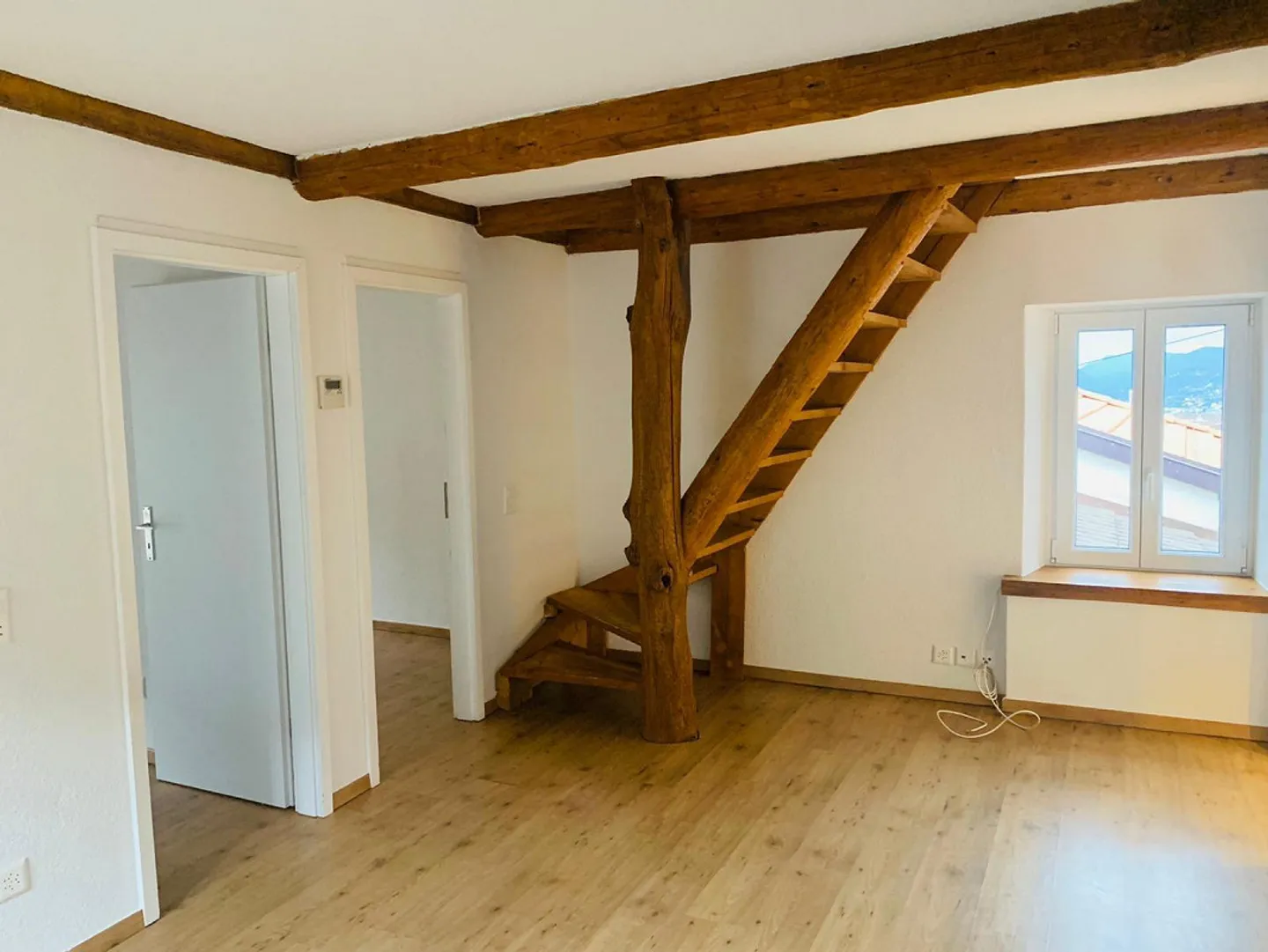 3 Camere ristrutturate con vista a Sonvico - Foto 9 di 12