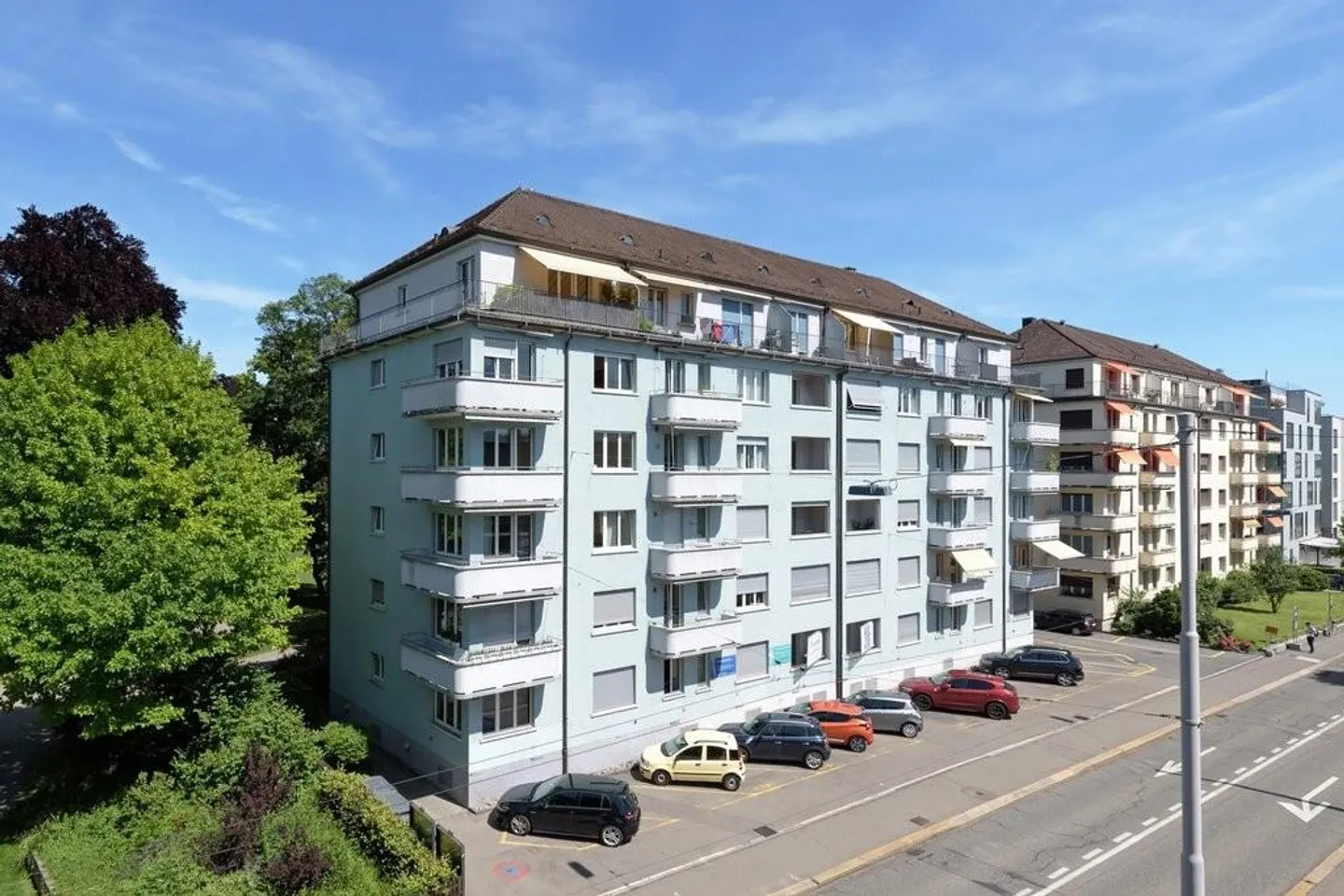 Outdoor parking near Kreuzplatz - Photo 2 of 2