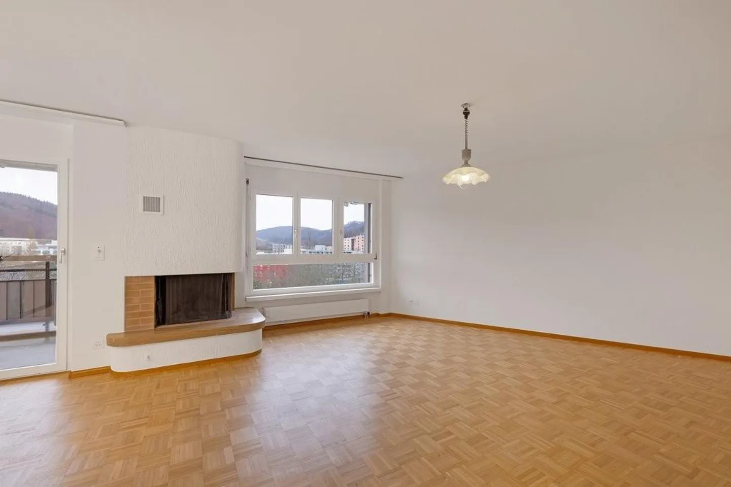 Einziehen, wohlfühlen und geniessen.... (mit Kamin) - Foto 3 von 12