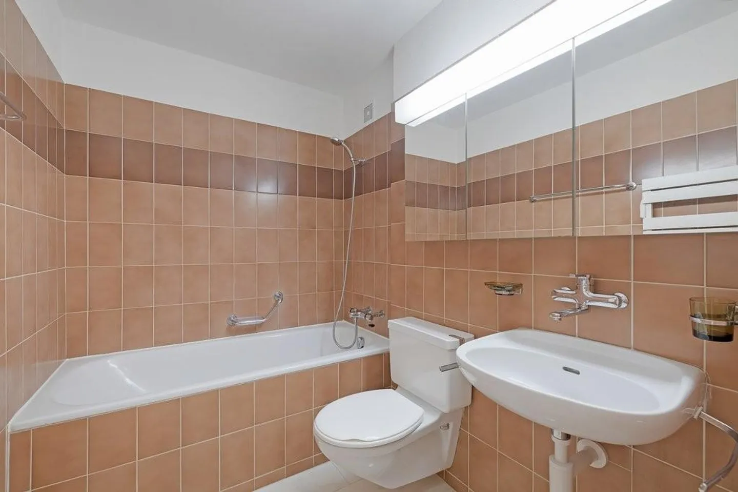 Einziehen, wohlfühlen und geniessen.... (mit Kamin) - Foto 10 von 12