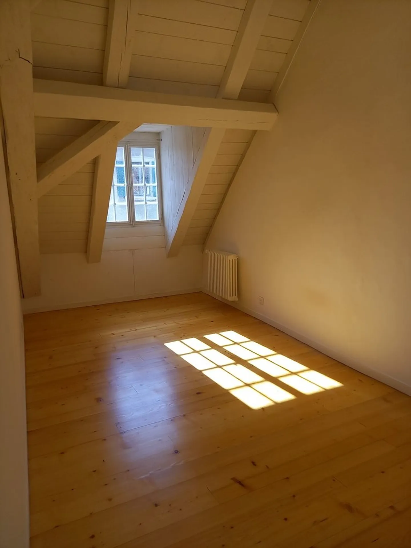 Charming 4.5-room duplex in the heart of the city - Photo 5 of 10