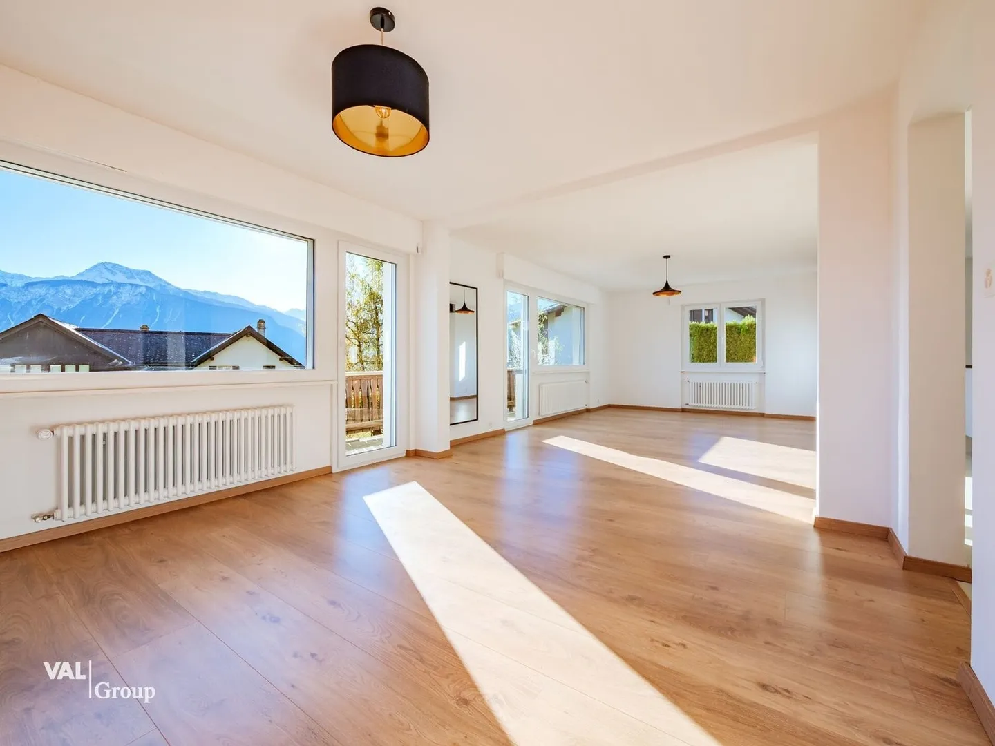 Villa de charme rénovée avec vue imprenable - Vente possible en résidence secondaire - Photo 2 of 13