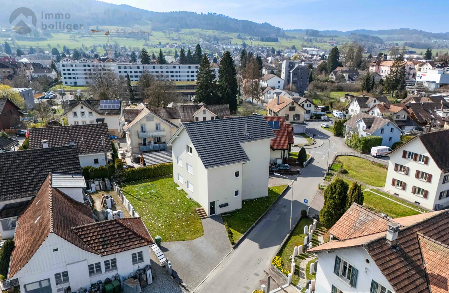 Stylish living above the rooftops – Attic apartment in Reinach - Photo 1 of 13