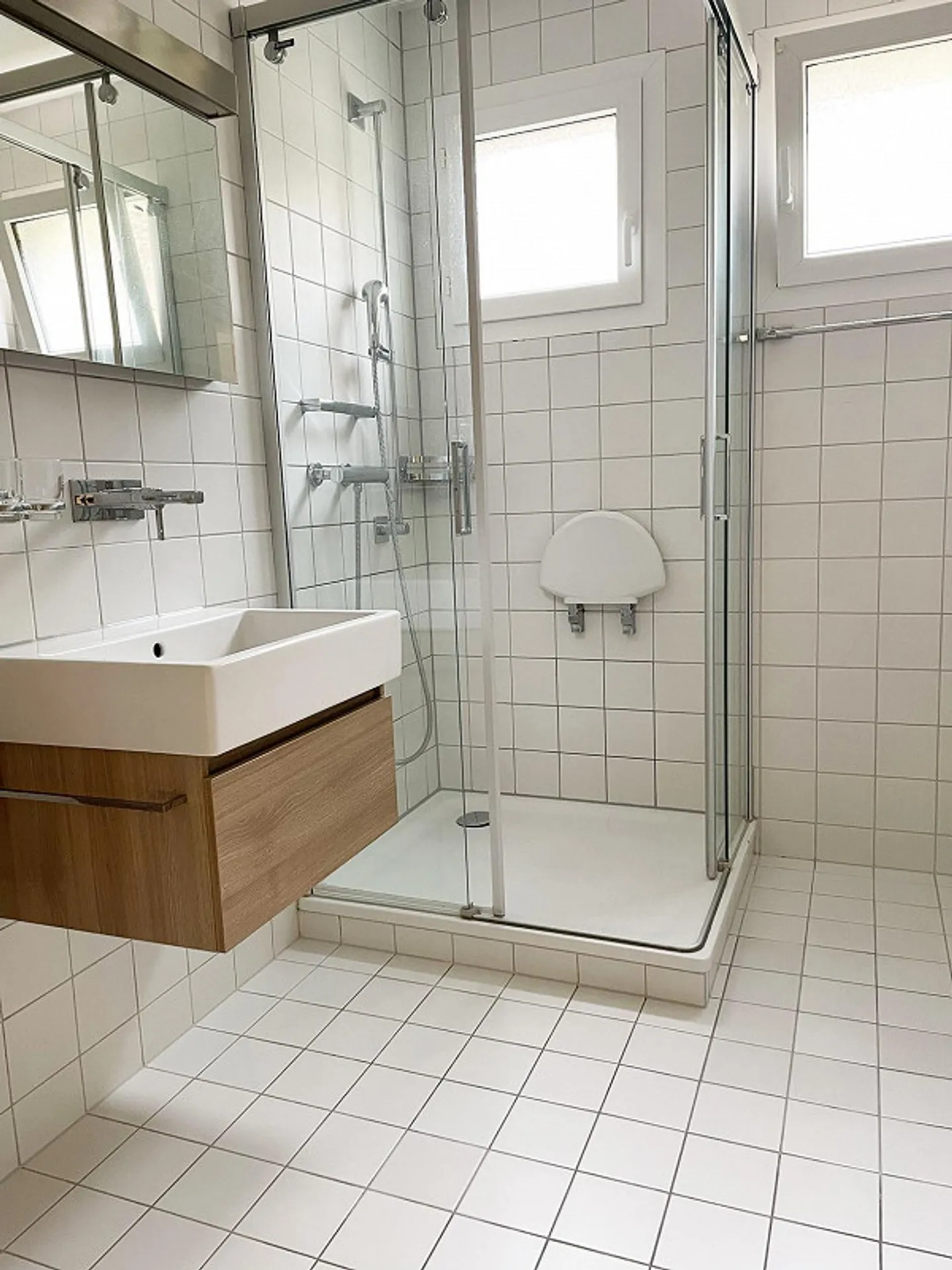 Appartamento 4.5 camere affascinante - Foto 3 di 6