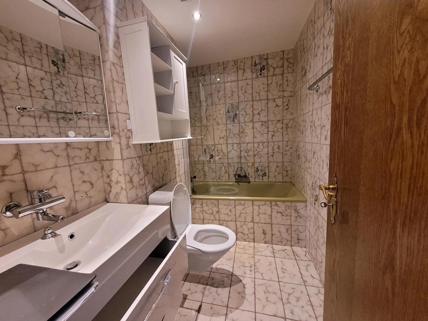 Bright 2.5-room apartment with balcony on the ground floor in St. Gallen - Photo 6 of 11