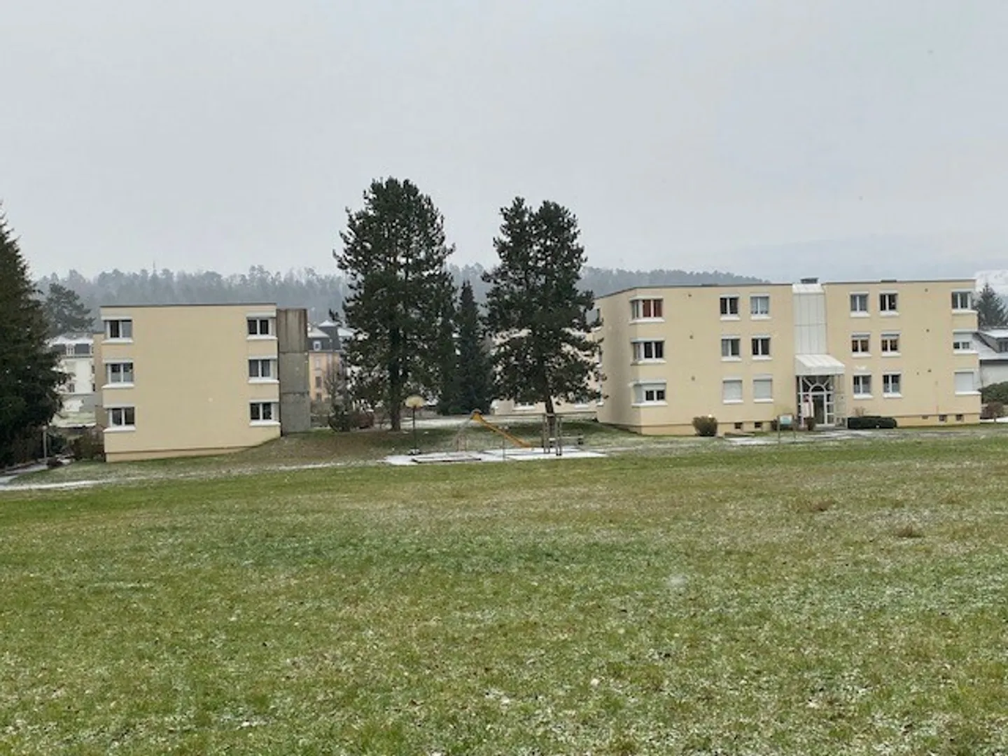 Geräumige Wohnung mit Balkon - Foto 7 von 7