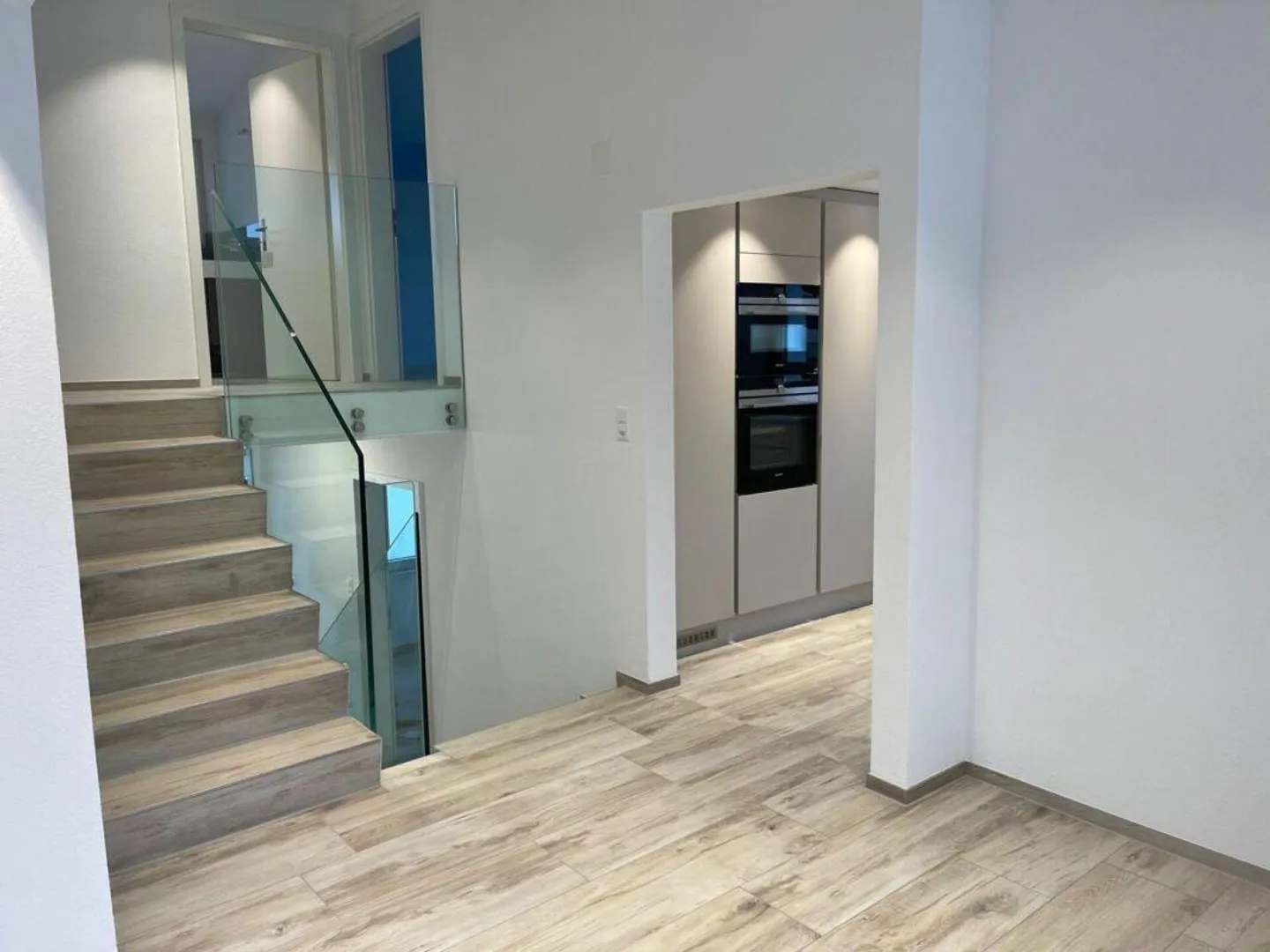 Wo Wohnträume wahr werden - Freistehendes Haus mit Stil und Komfort - Foto 2 von 15