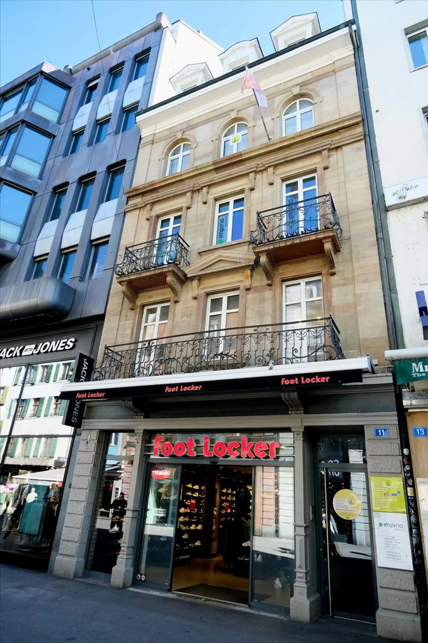 Salon de coiffure - Foto 1 von 7