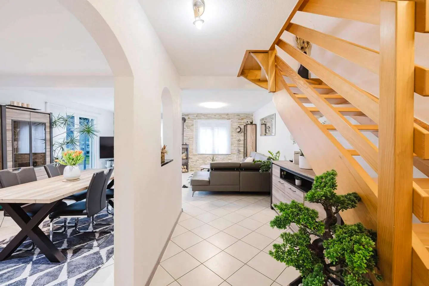 Schönes Familienhaus - Foto 1 von 6