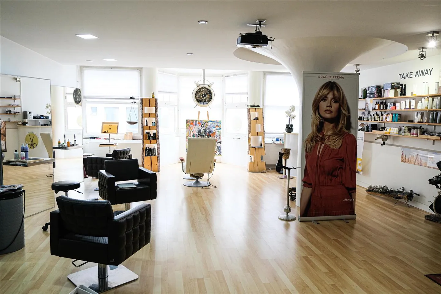 Salon de coiffure - Foto 4 von 7