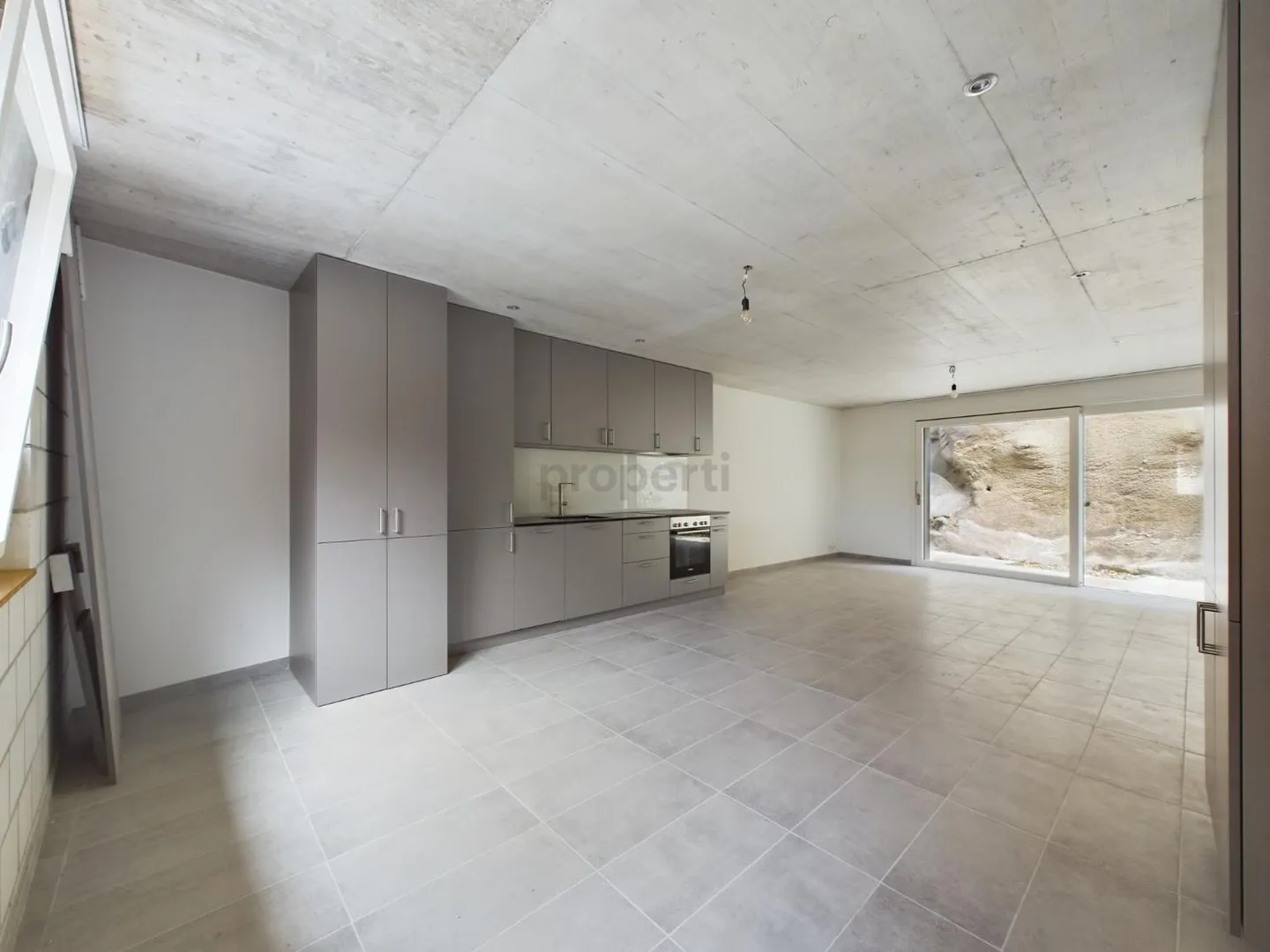 Charmante et moderne maisonette de 2,5 pièces dans un cadre rural idyllique - Photo 2 sur 8