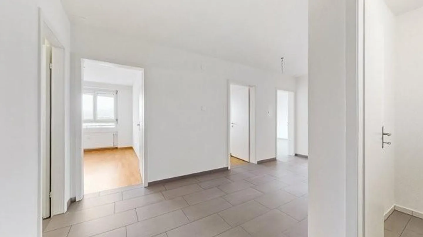 Wohnen mit Aussicht - Ihr neues Zuhause an bester Lage in Solothurn - Foto 3 von 11