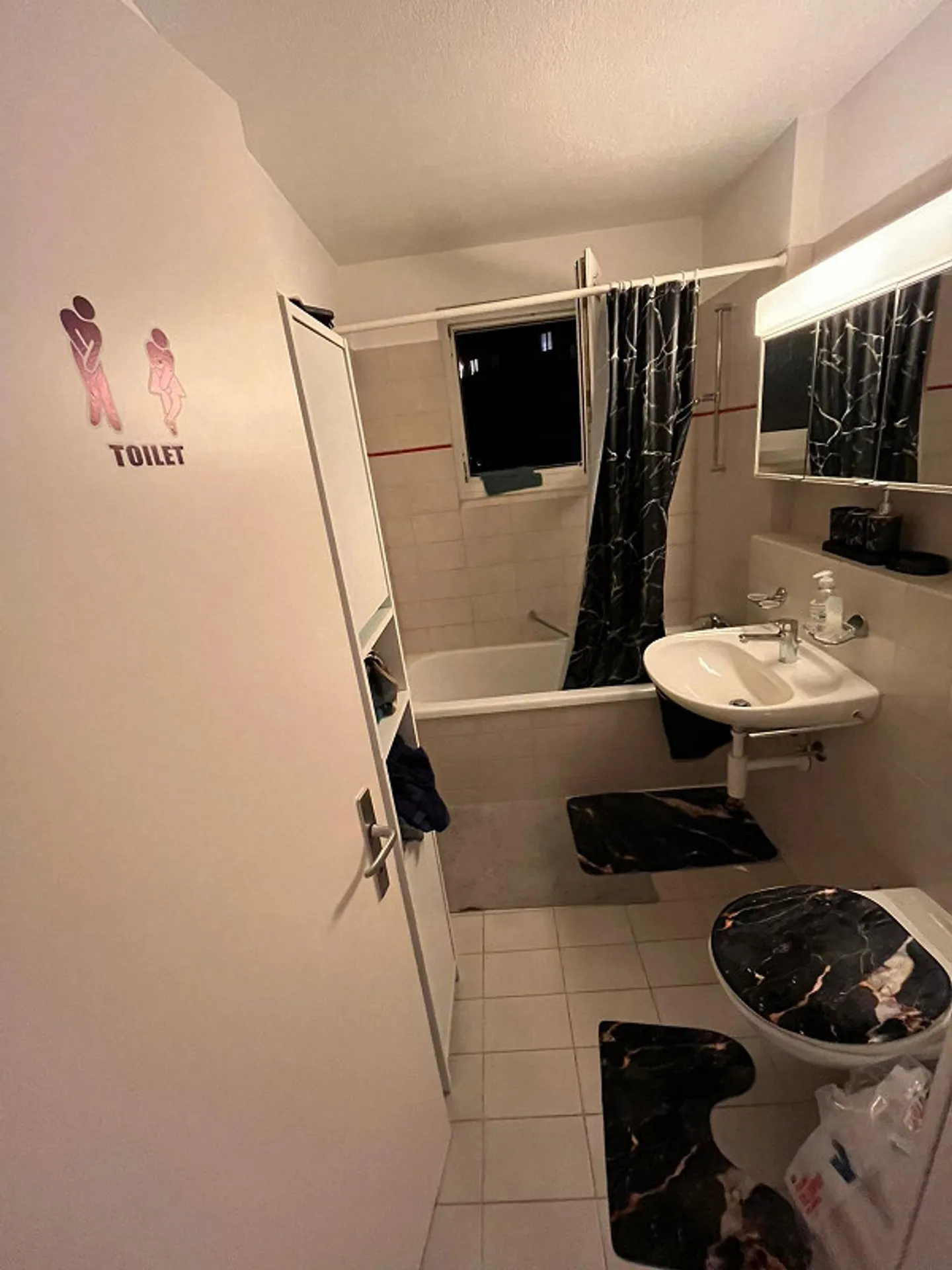 Room for Rent from 01.04-30.04 - Photo 1 of 6