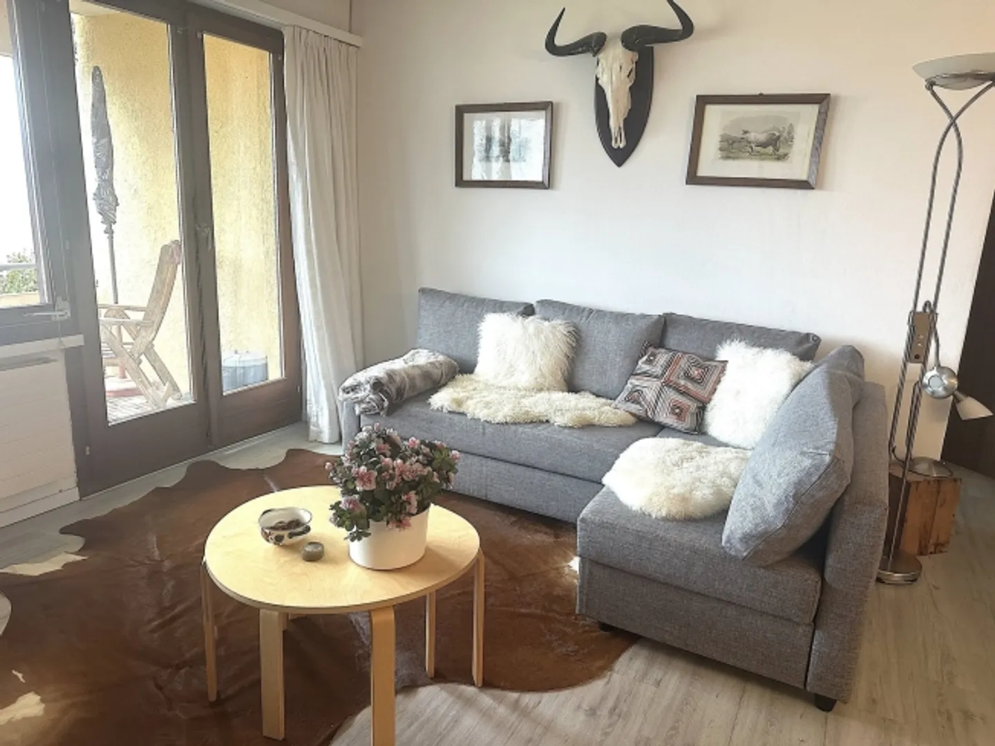 «APPARTEMENT 2½ PIÈCES À GAMS (SG), MEUBLÉ, TEMPORAIRE» - Photo 2 sur 10